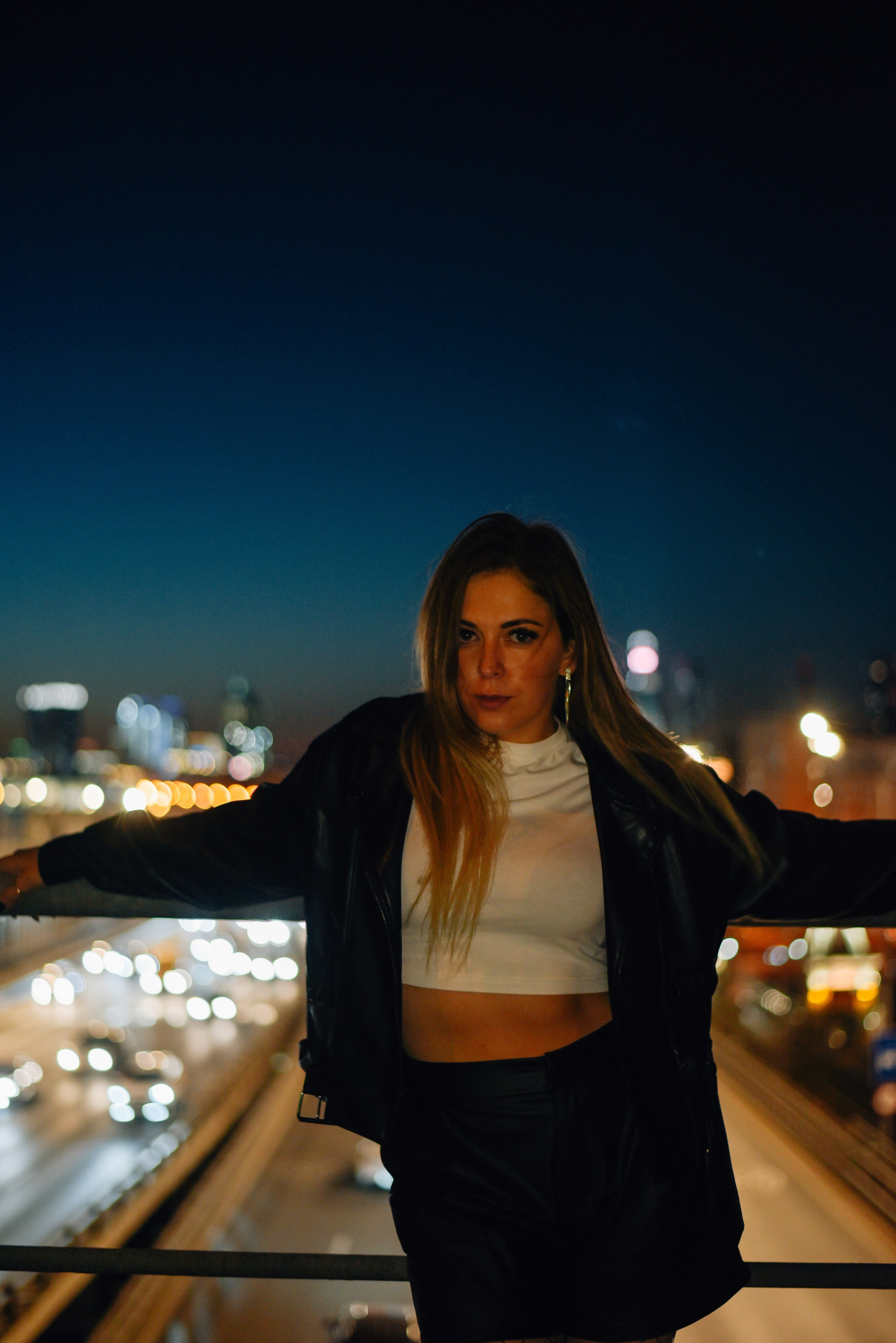 Крыша напротив Москва-Сити. Фотограф Лола Волна, город Москва