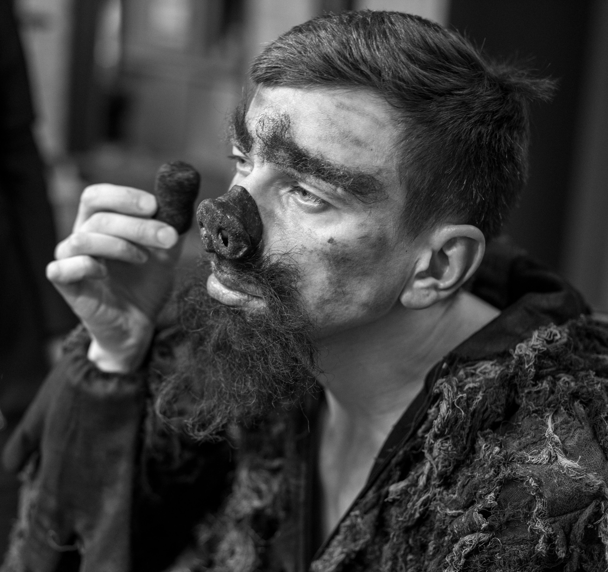 Закулисье спектакля «Сирано де Бержерак» в Александринском театре. Портретный фотограф в Санкт-Петербурге Оксана Ивлева