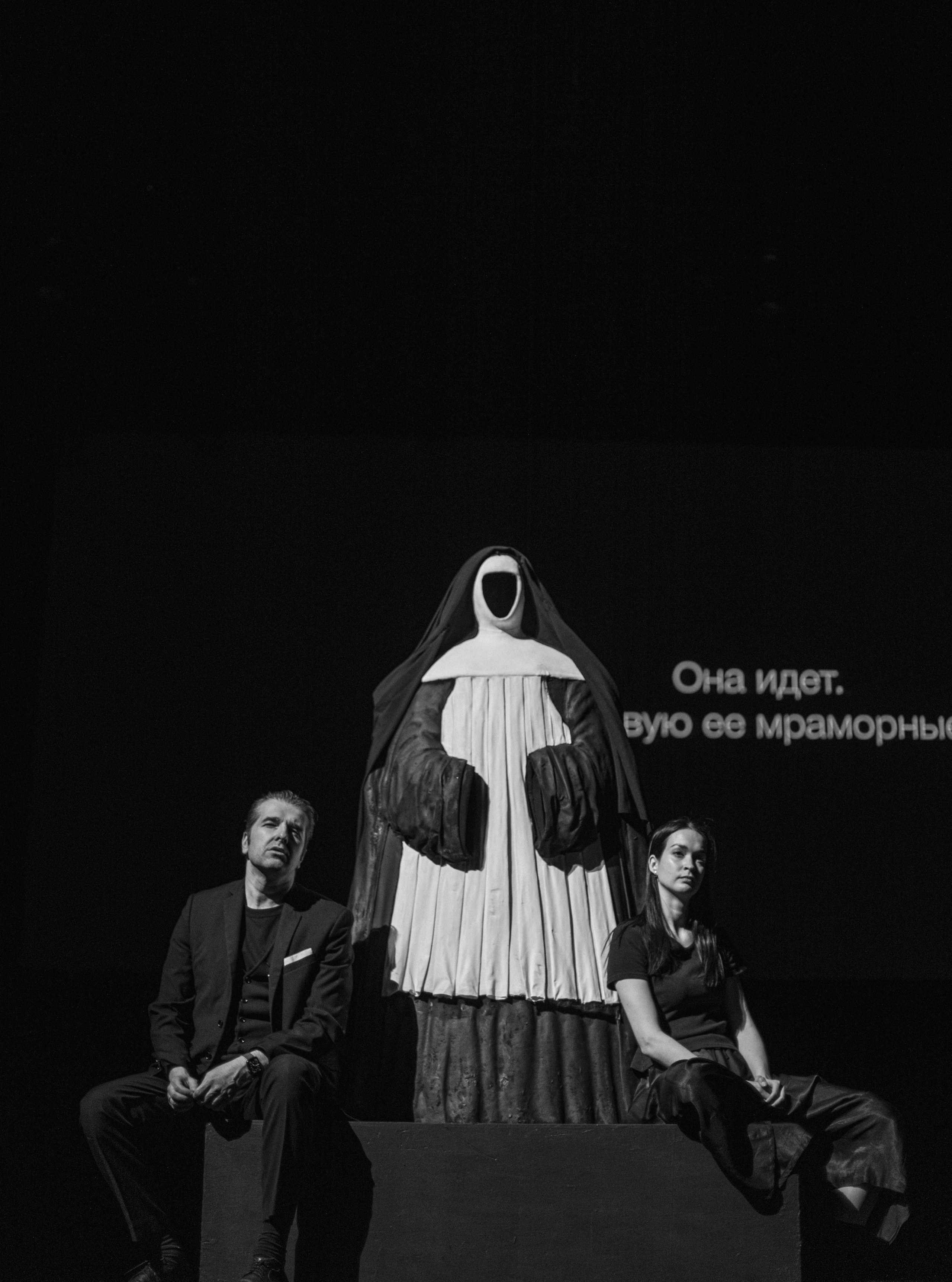 Закулисье спектакля «Сирано де Бержерак» в Александринском театре. Портретный фотограф в Санкт-Петербурге Оксана Ивлева