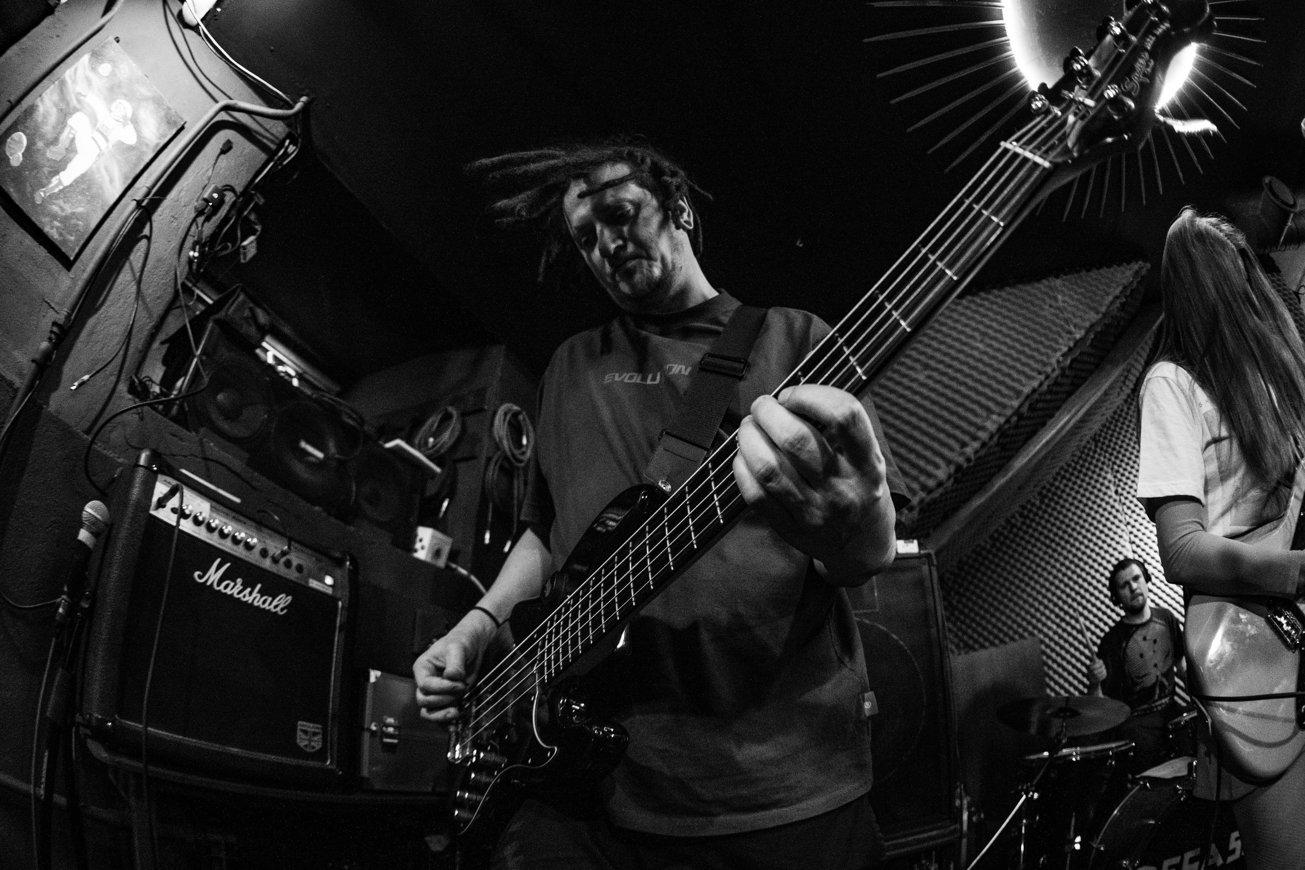 Сатива|Debaser. Концертный и репортажный фотограф в Санкт-Петербурге Слава Пахомов