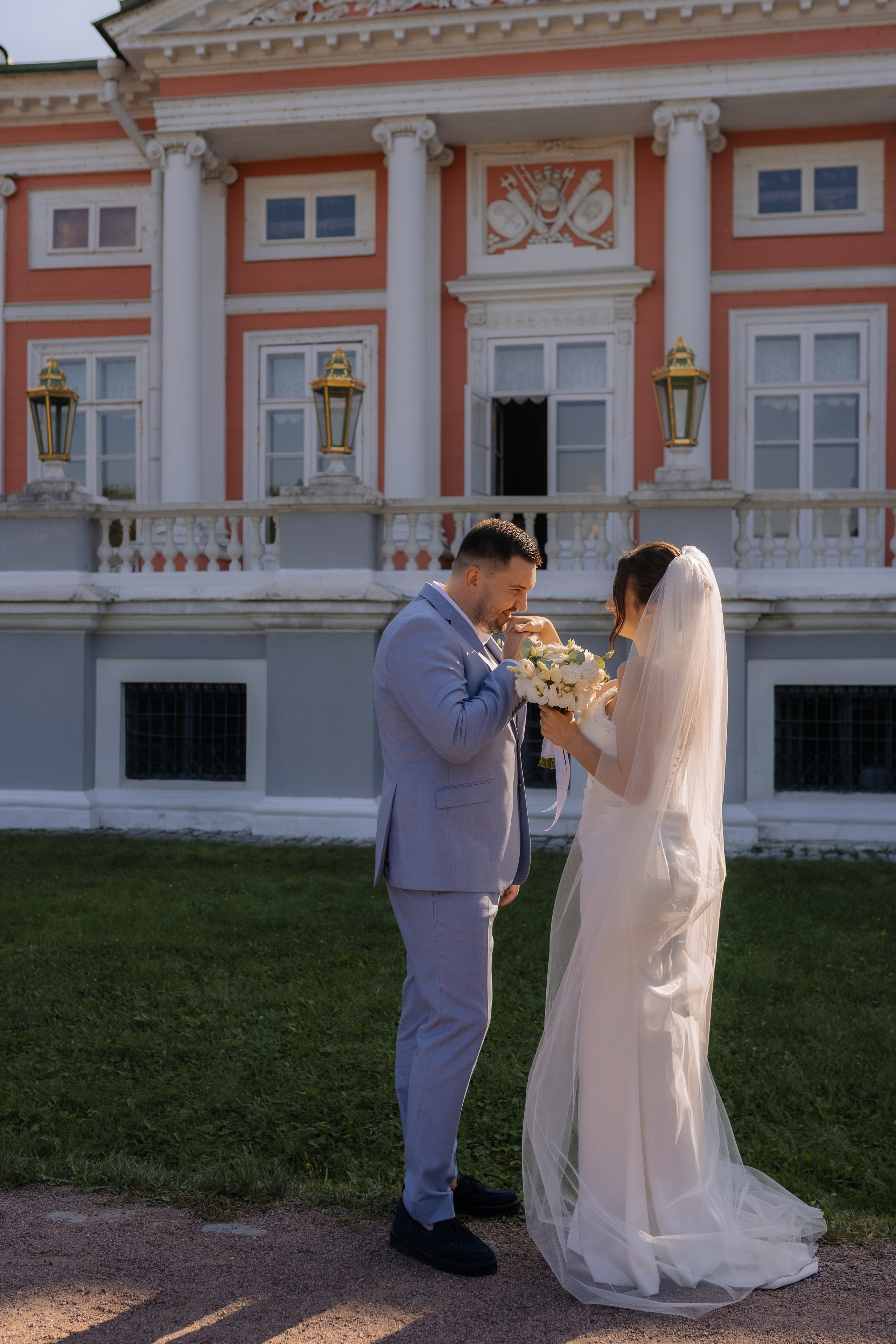 Свадебная фотосессия в Москве, парк Кусково. Свадебный фотограф в Москве Анна Полушина