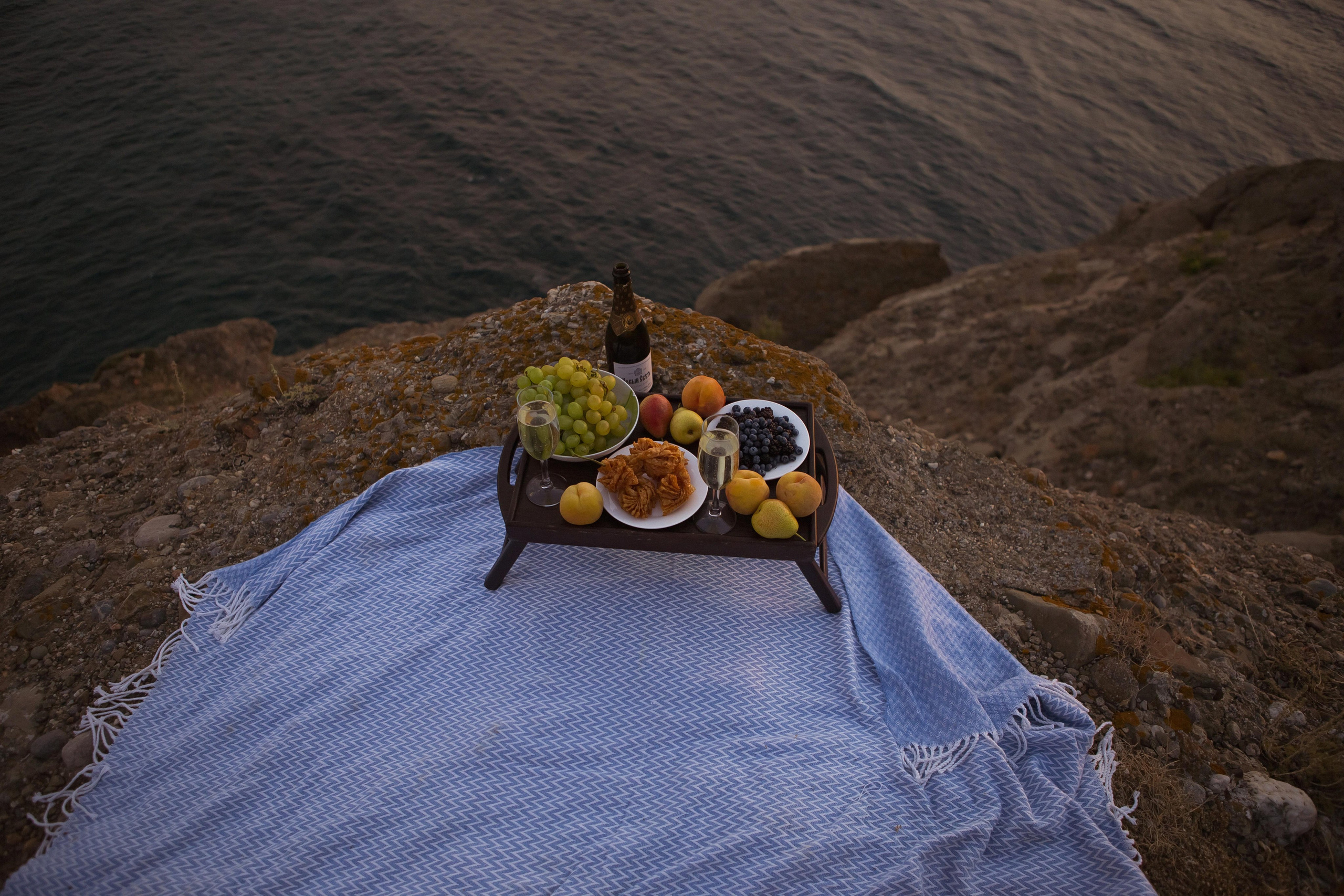 Очень много локаций. Семен Соколов