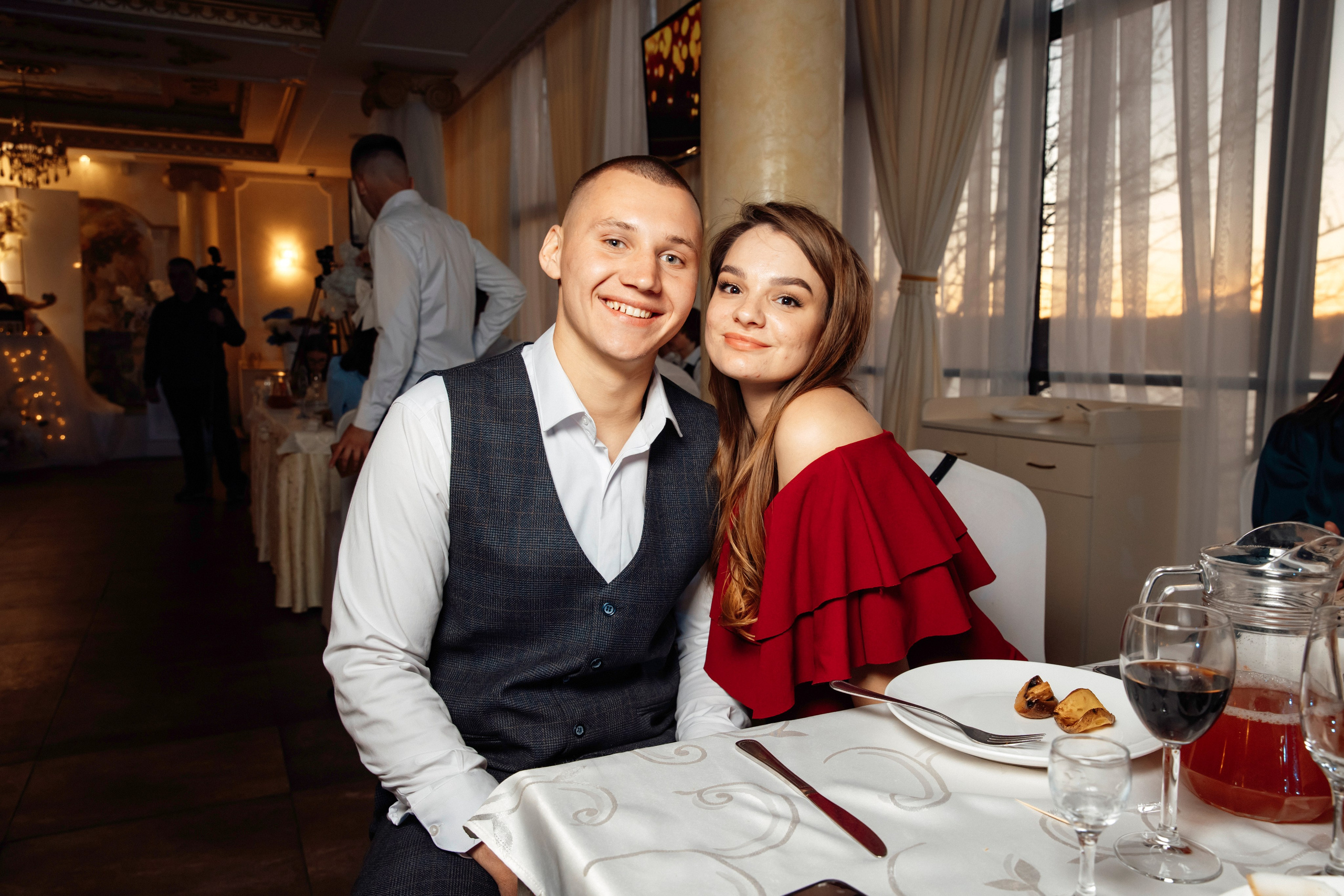 Максим и Дарья / Репортаж банкета. Фотограф Калининград Илья Миллер