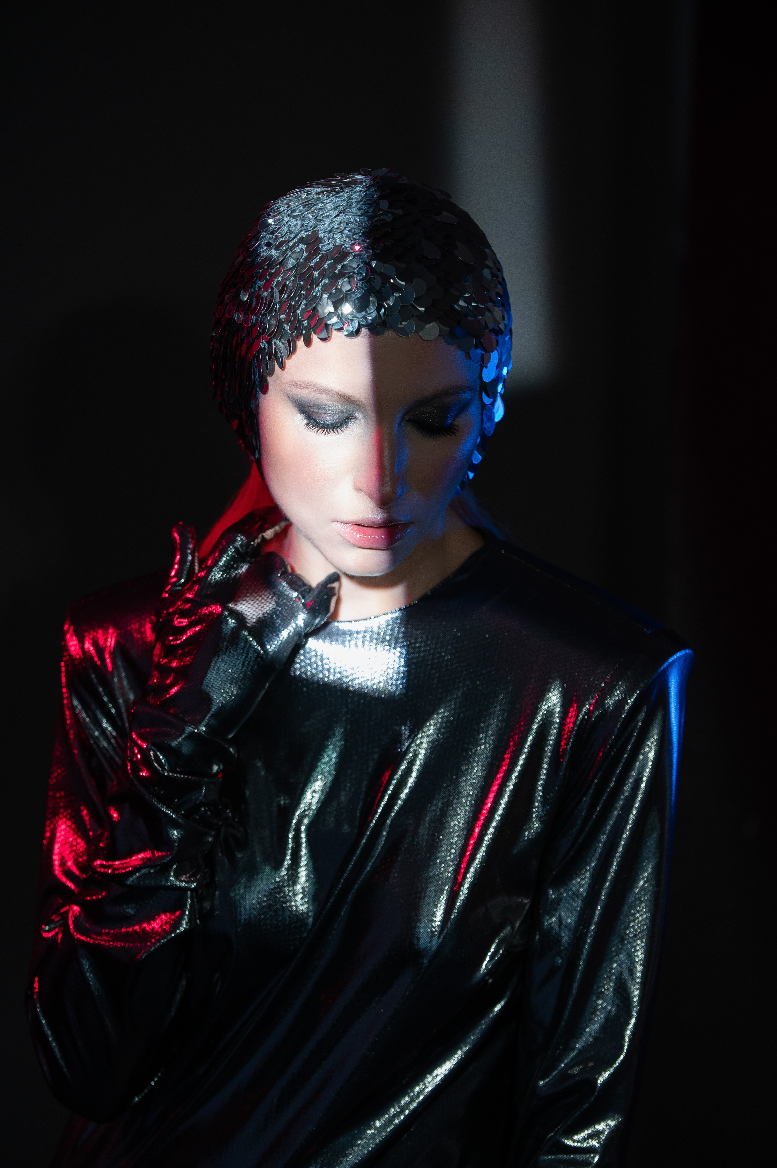 Alien. Portrait photographer in Minsk Slava Potalakh