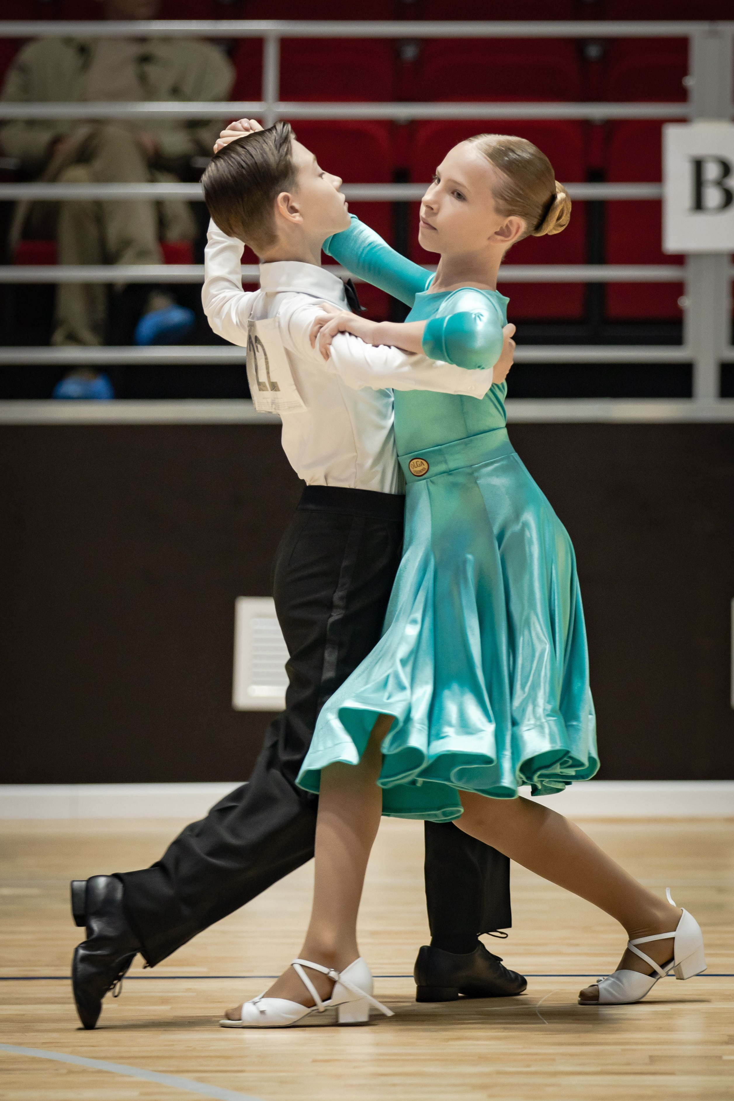 Региональный турнир по танц. спорту. Фотограф. г. Южно-Сахалинск. Олег Толстов