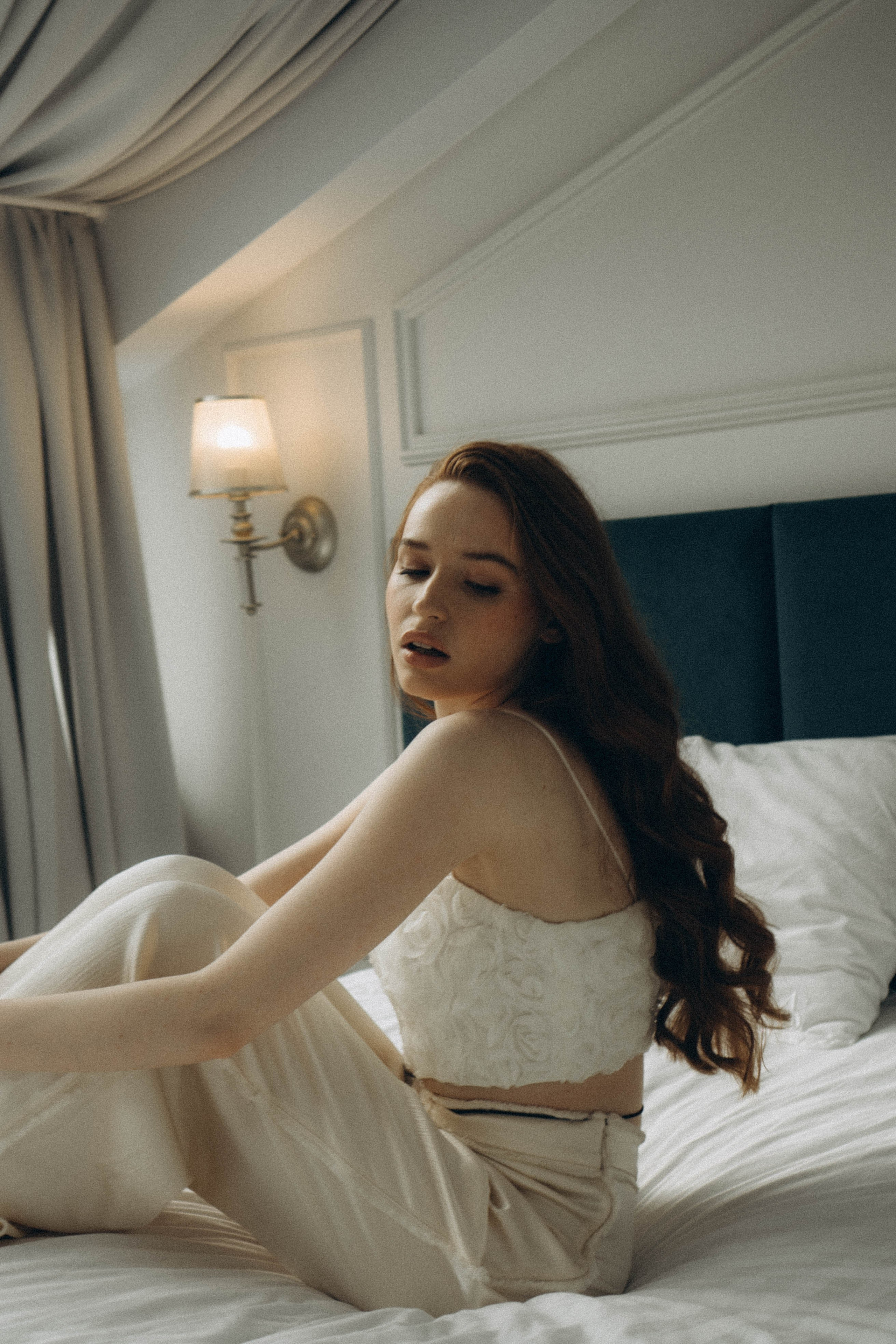 СВАДЕБНАЯ СЬЕМКА В ОТЕЛЕ. СБОРЫ ЖЕНИХА И НЕВЕСТЫ И ТАКЖЕ ТОР И ПОДГОТОВКА К ПРОГУЛКЕ. Профессиональный фотограф, Санкт-Петербург — Виктория Богомолова