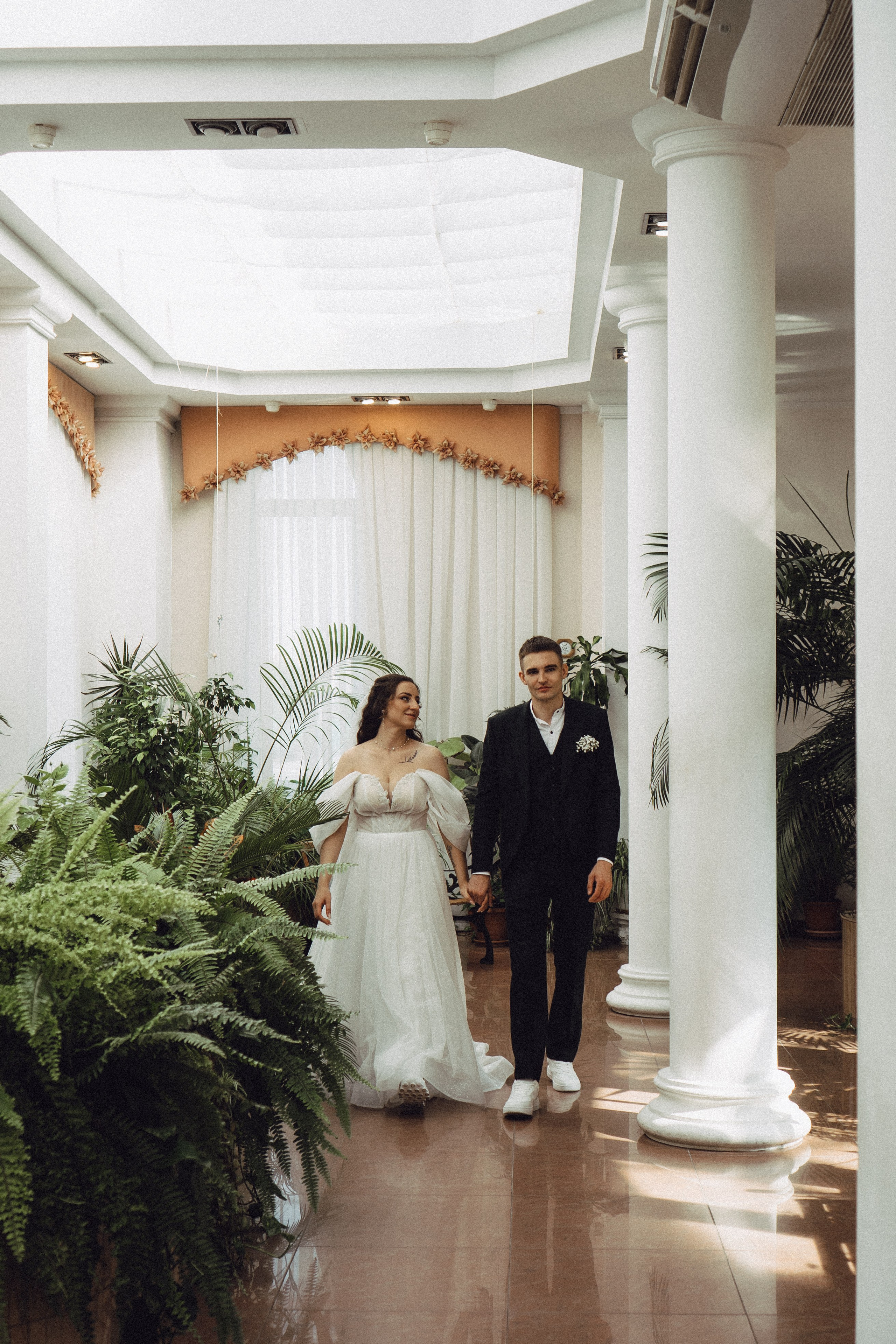 СВАДЕБНАЯ СЬЕМК В ПАРКЕ 300-ЛЕТИЯ. Профессиональный фотограф, Санкт-Петербург — Виктория Богомолова