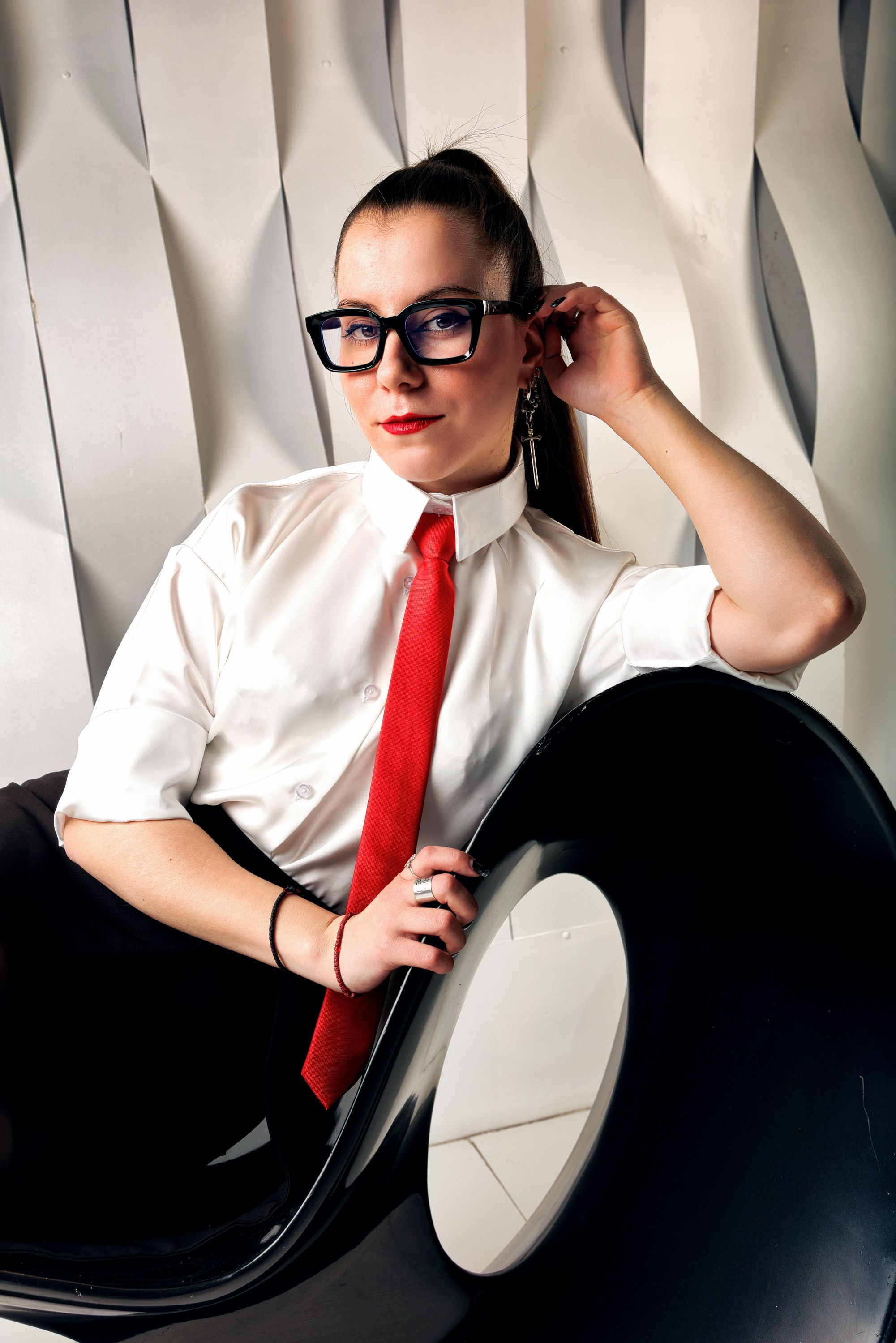 Даша. Офисная студийная фотосессия