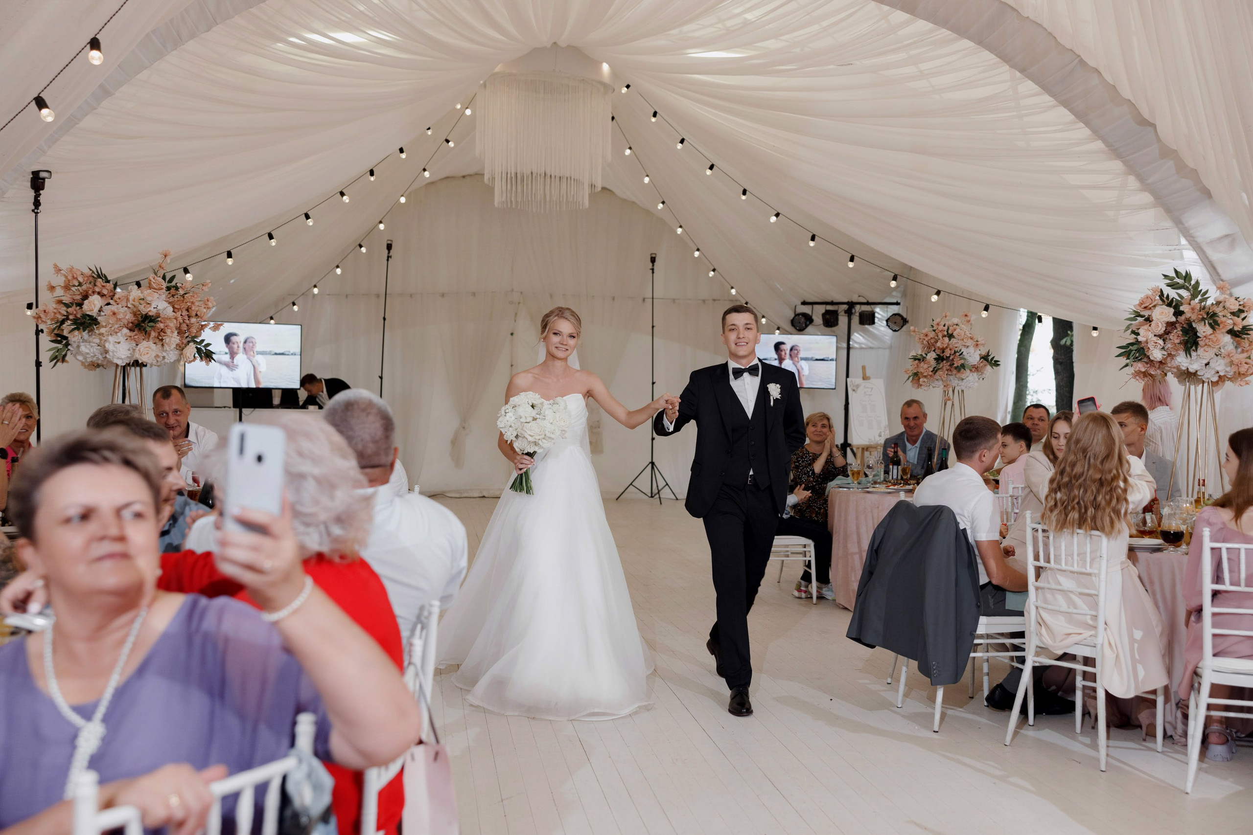 Александр и Валерия. Свадебный фотограф и видеограф Юрий и Эля Дубинины