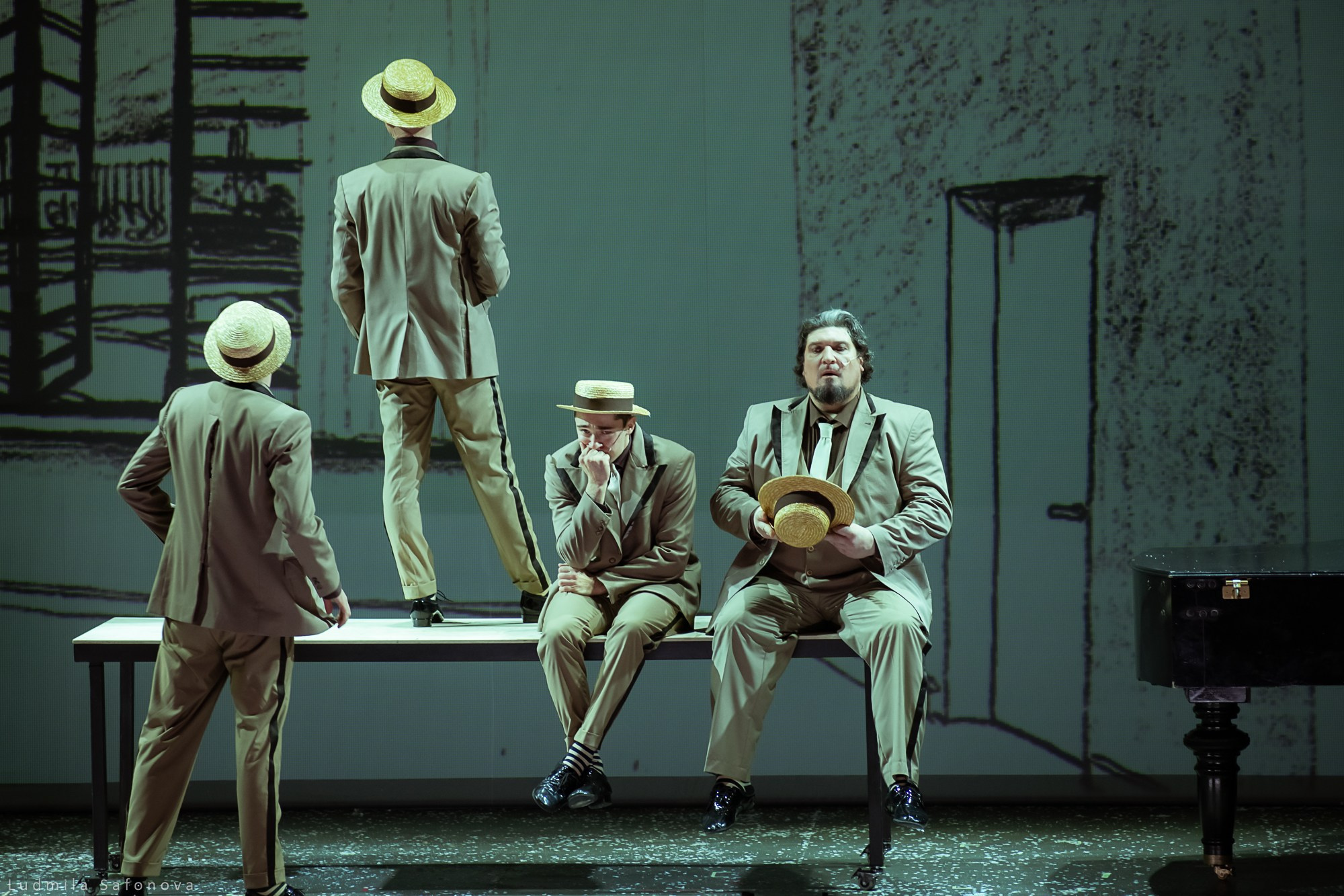 Весёлые ребята, театр на Таганке. Lucytheatre