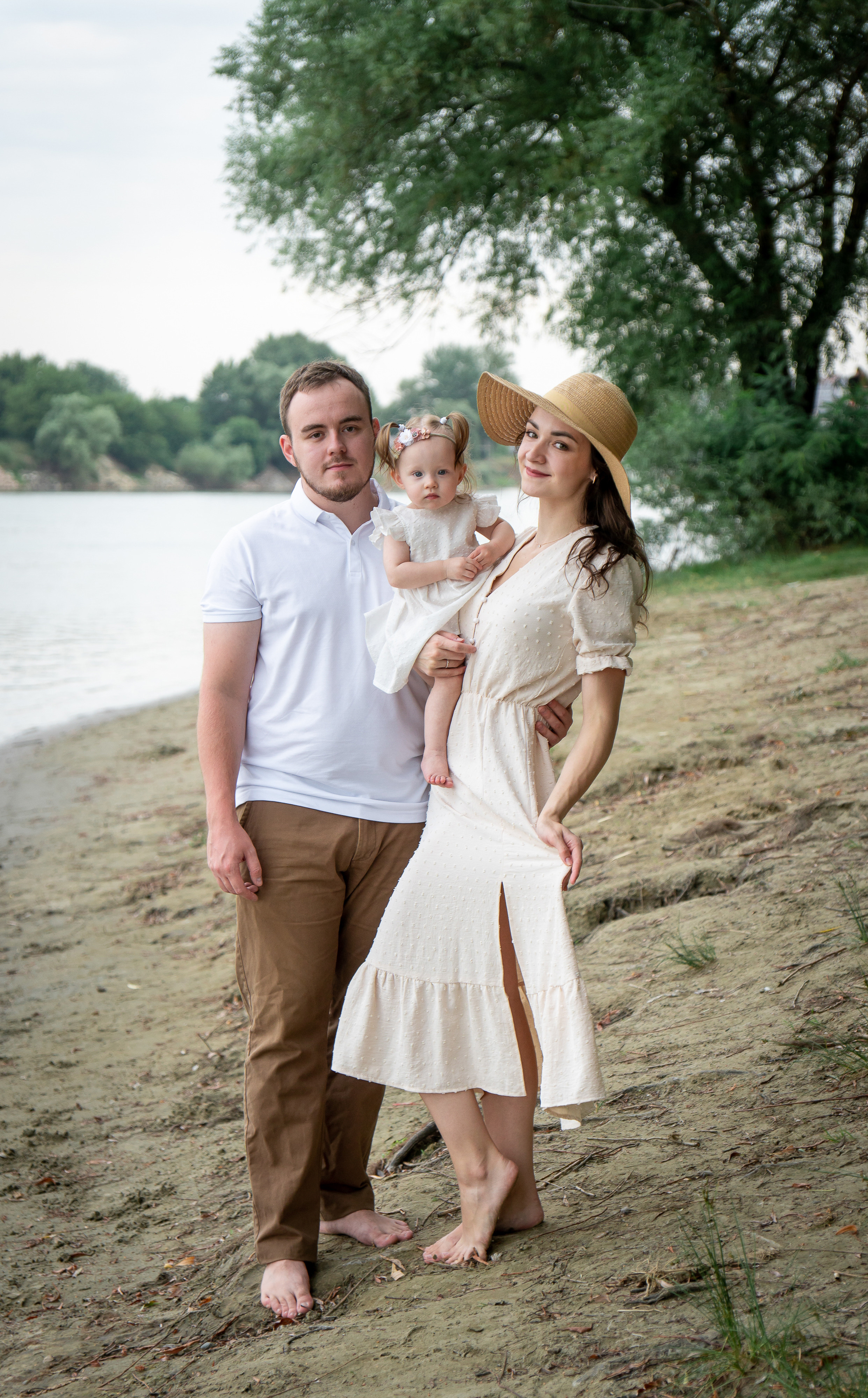 На берегу реки. Фотограф в Краснодаре и Краснодарском крае Елена Быкова