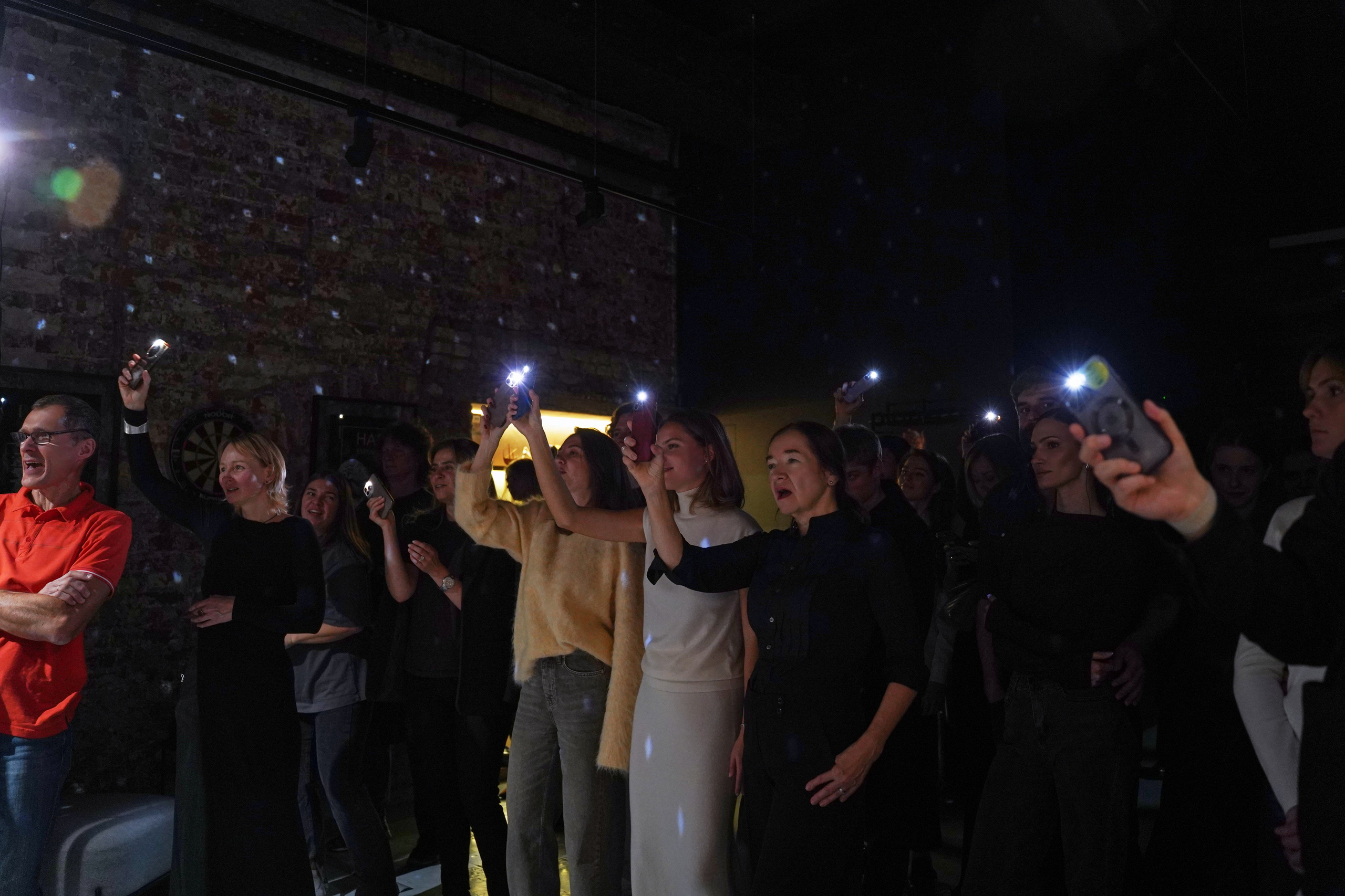 Концерт кавер группы. Фотограф