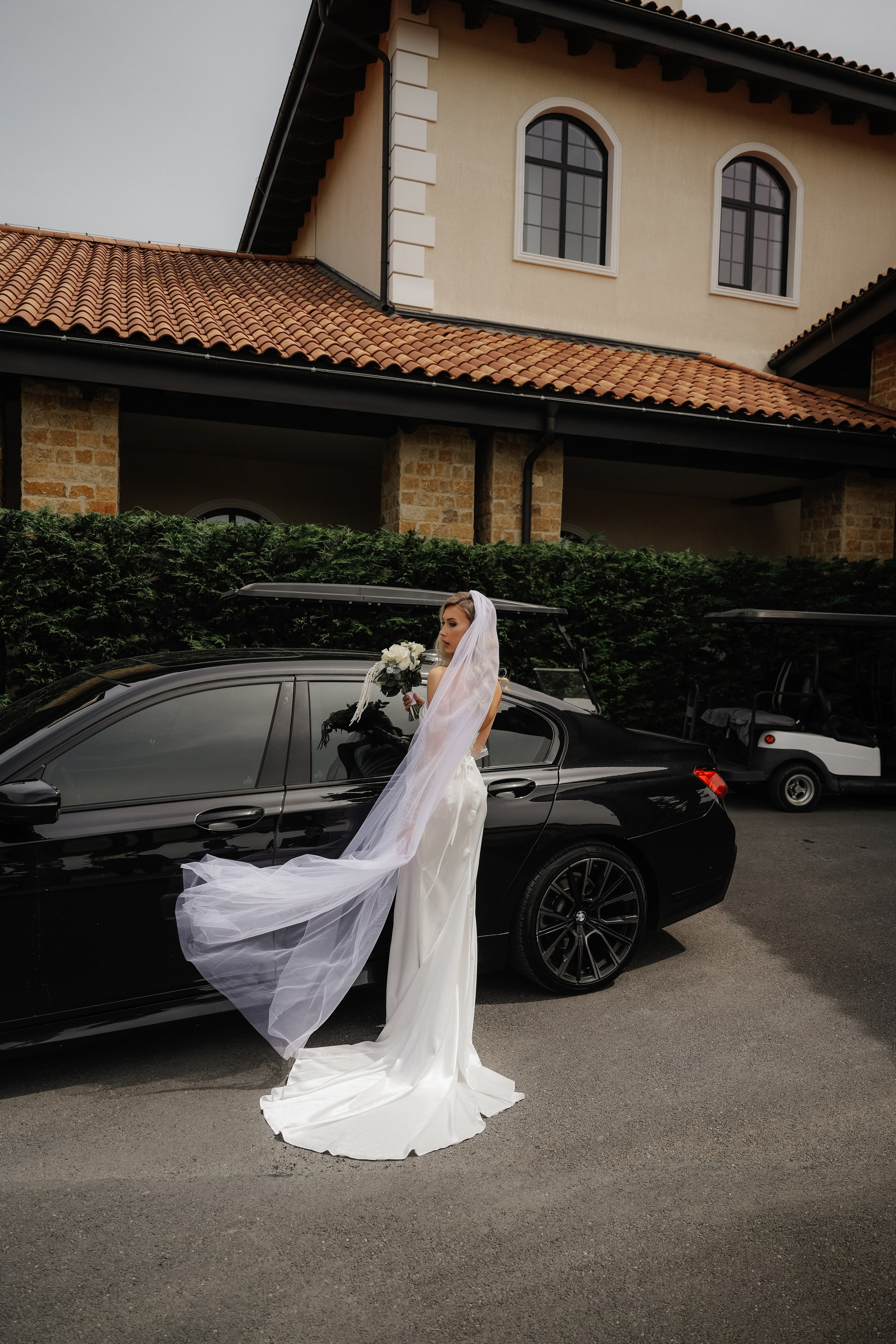 Astoria. VISUAL ARTIST · KRONGAUZ ANASTASIA