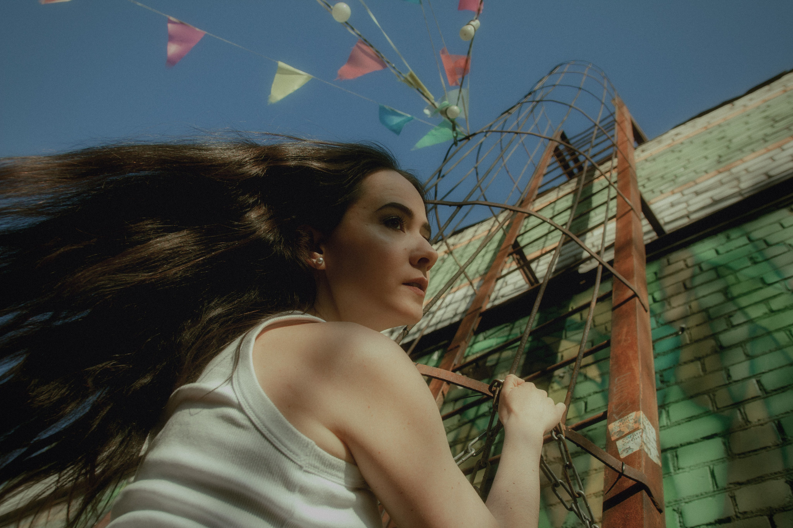 Солнечный Апрель