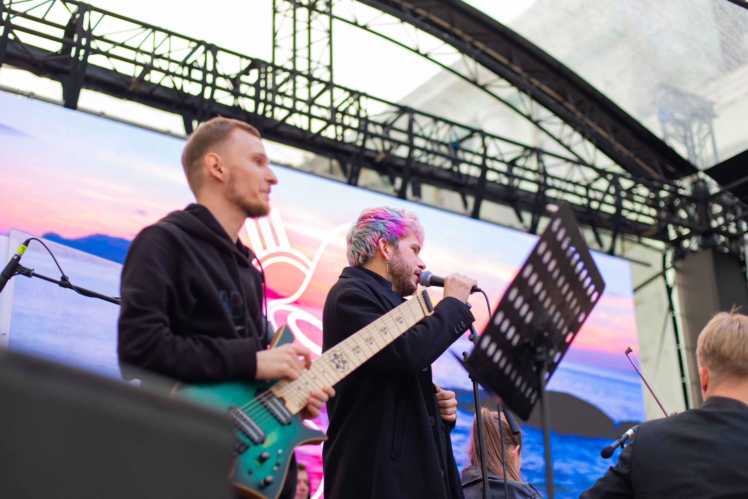 Репортаж, симфонический оркестр