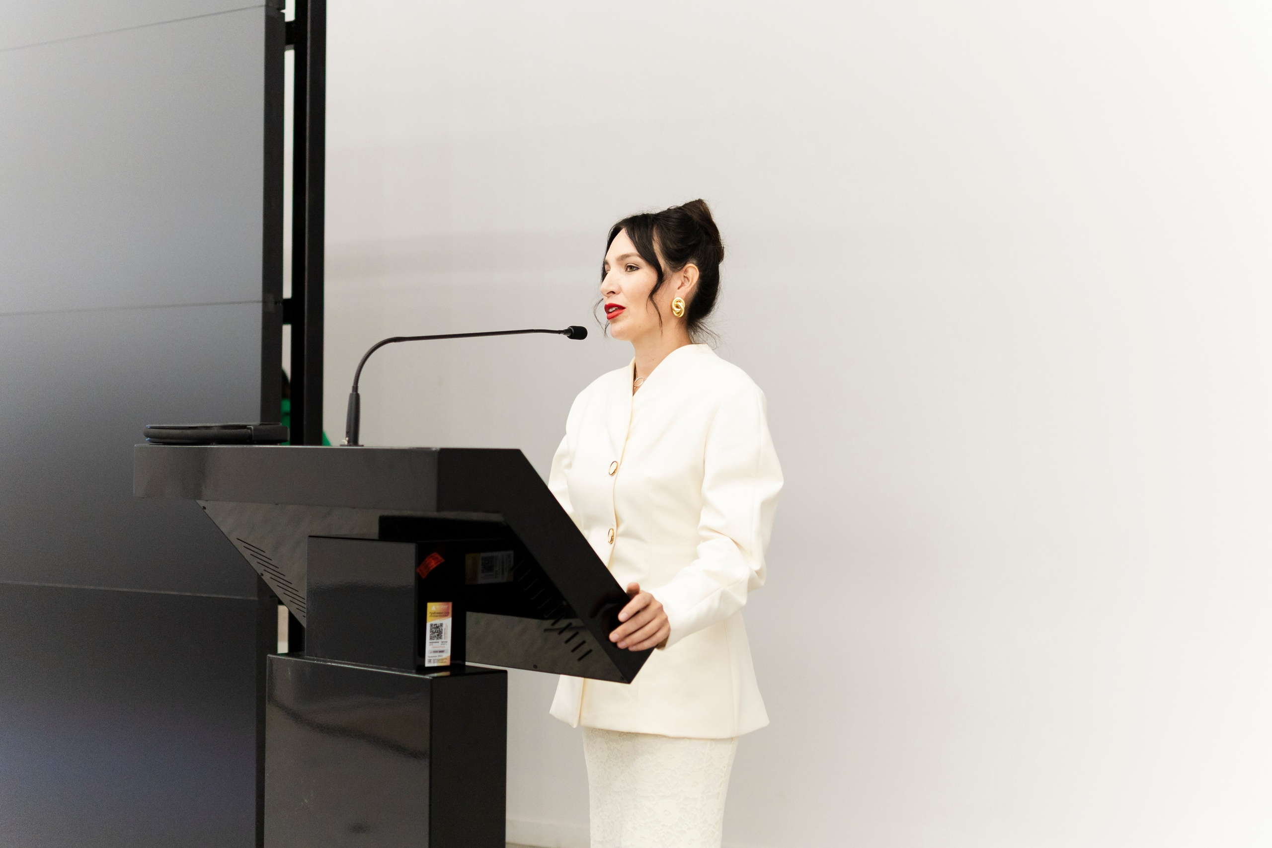 Церемония вручения дипломов. Фотограф Каримов Виктор