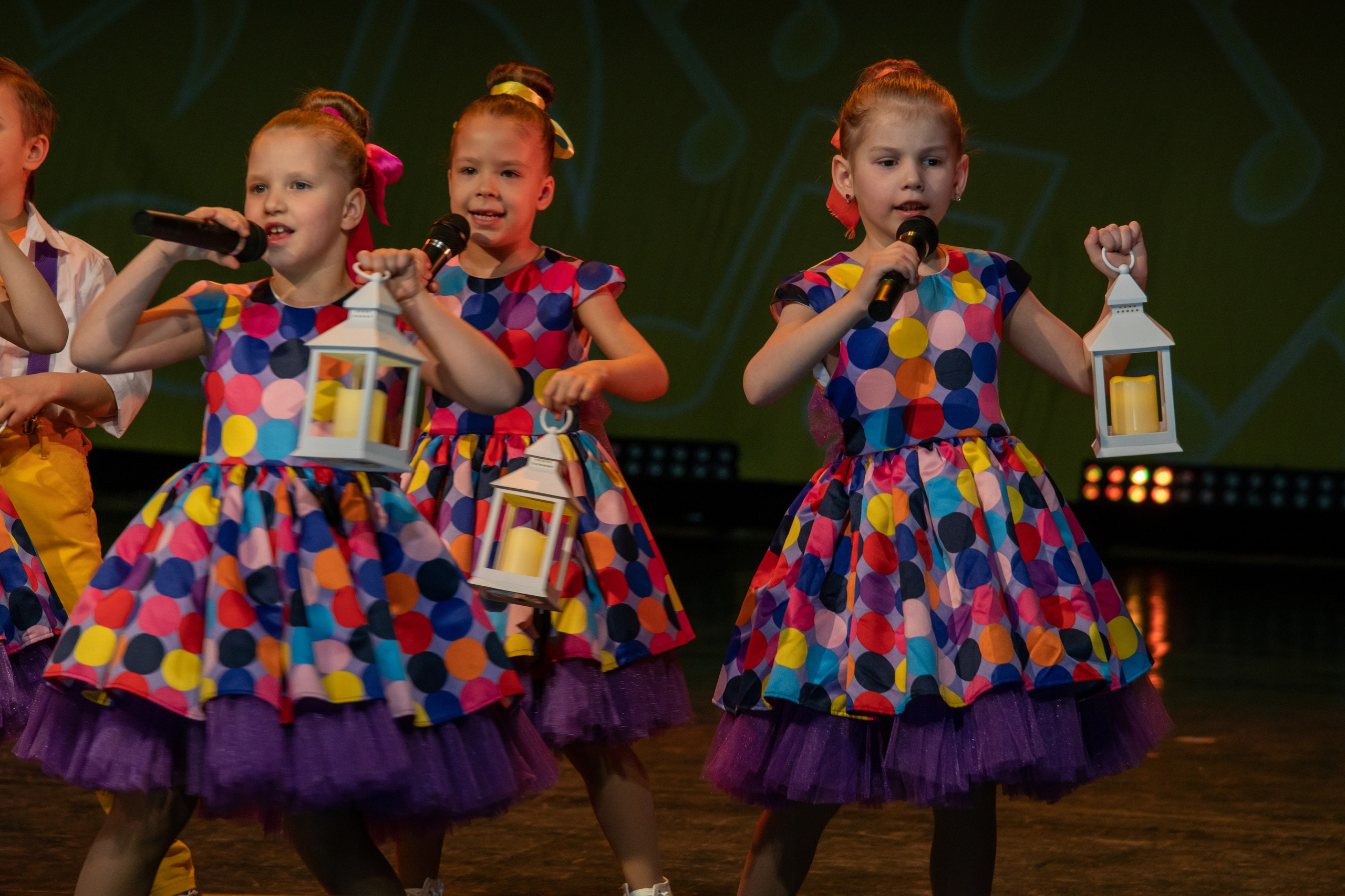 Съёмка концерта для Домисольки, большой концертный зал Космос. «Студия DRONAVT`s» — видеосъёмка и фотография г. Москва