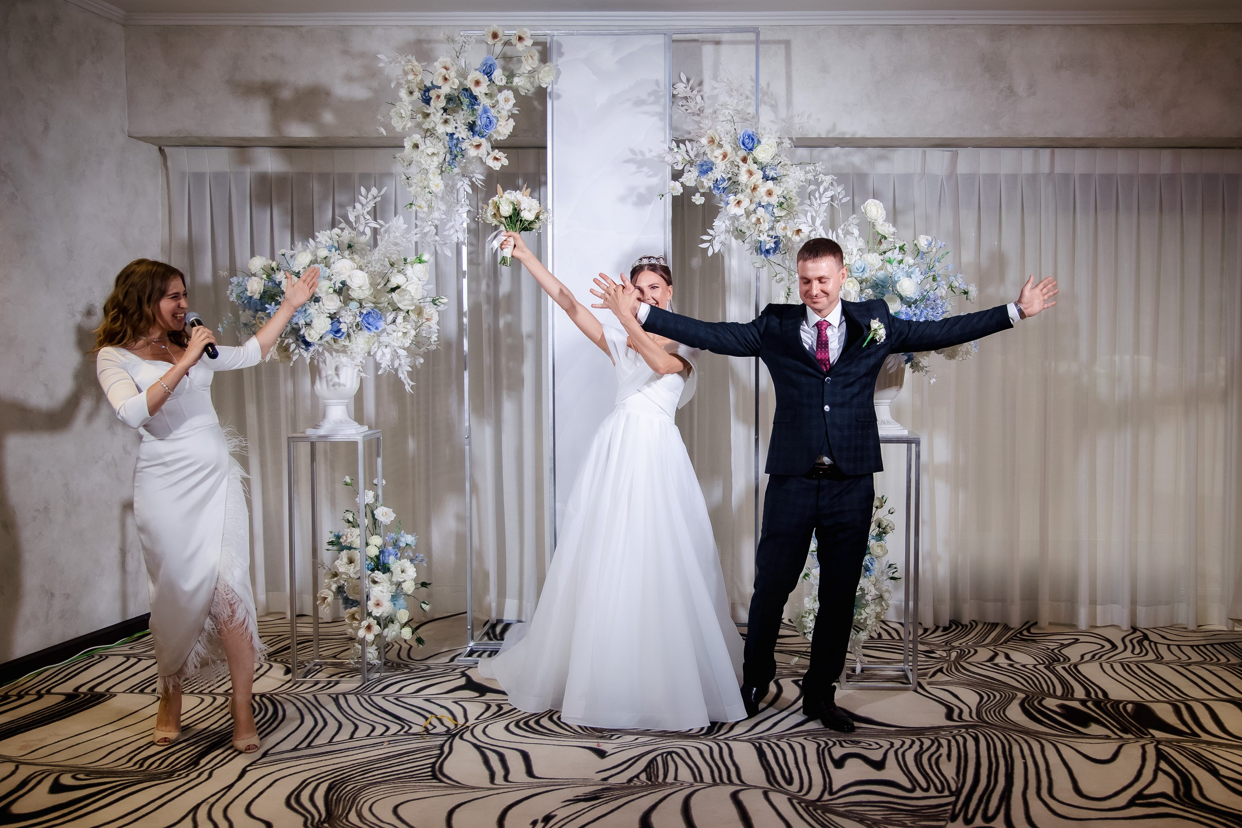 Евгений и Юлия. Совместные сборы. Интурист. Выездная. Фото с Китами. Свадебный фотограф в Хабаровске