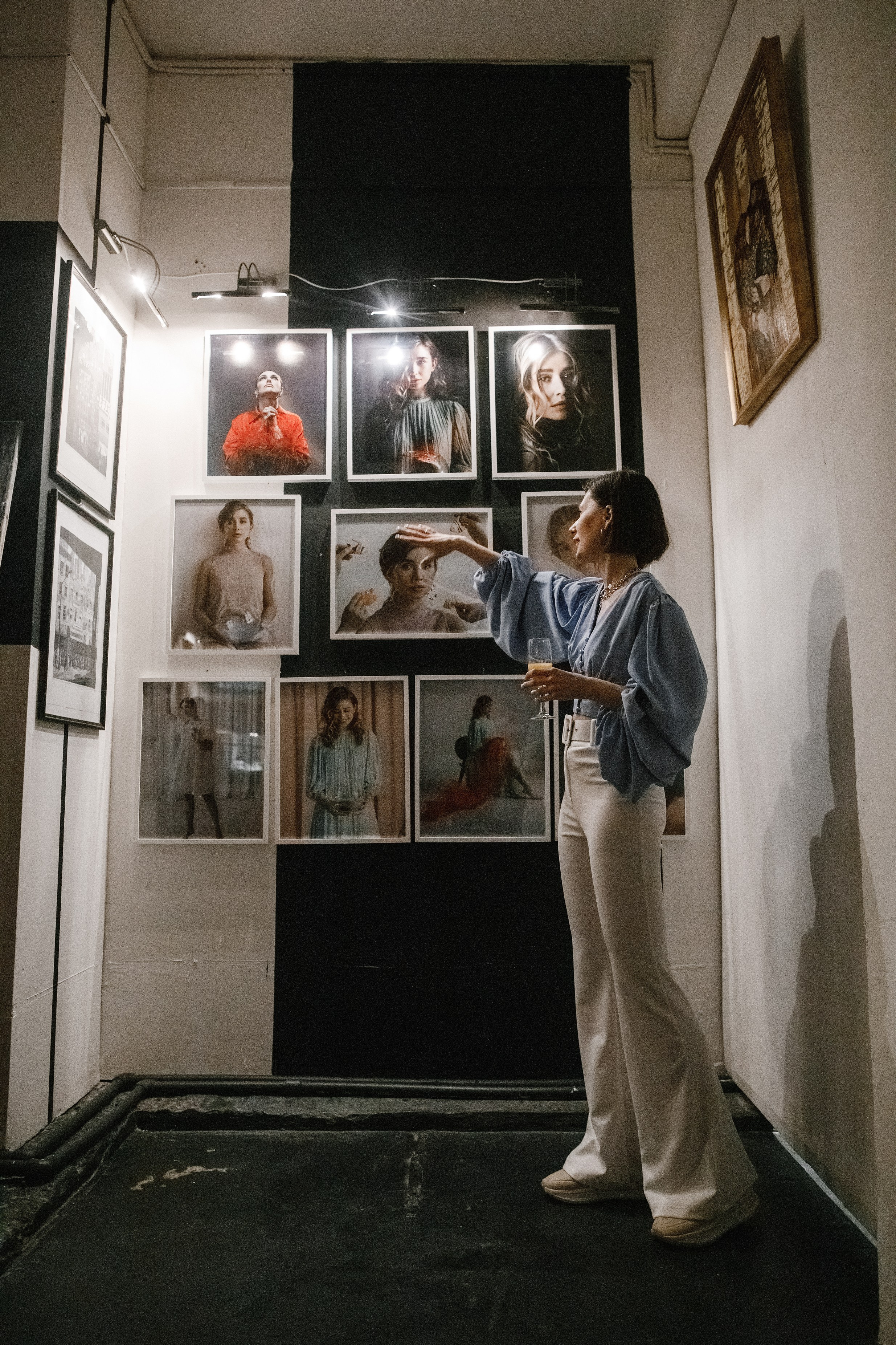 26.04.2023 // Мастер-класс Кати Монич. Фотовыставки serebro.gallery, в которых автором можешь стать ты! | Москва