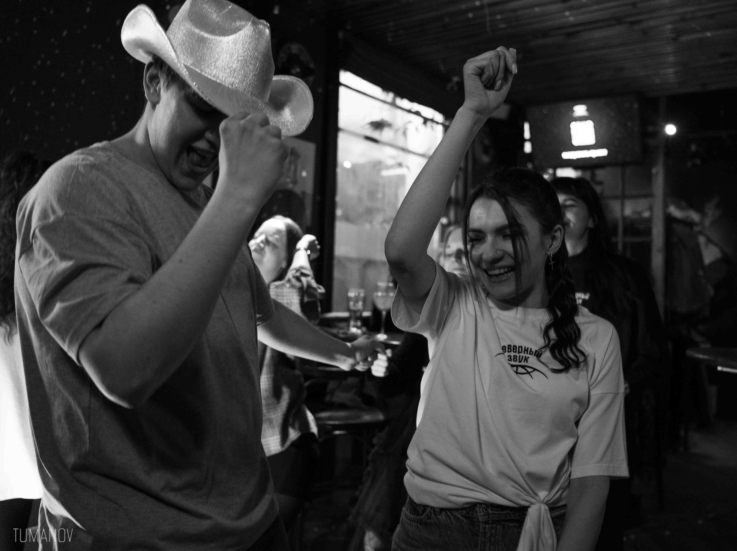 Мероприятия ДЫМ STUFF BAR. Туманов Кирилл Фото, видео и аэросъемка в Мурманской области