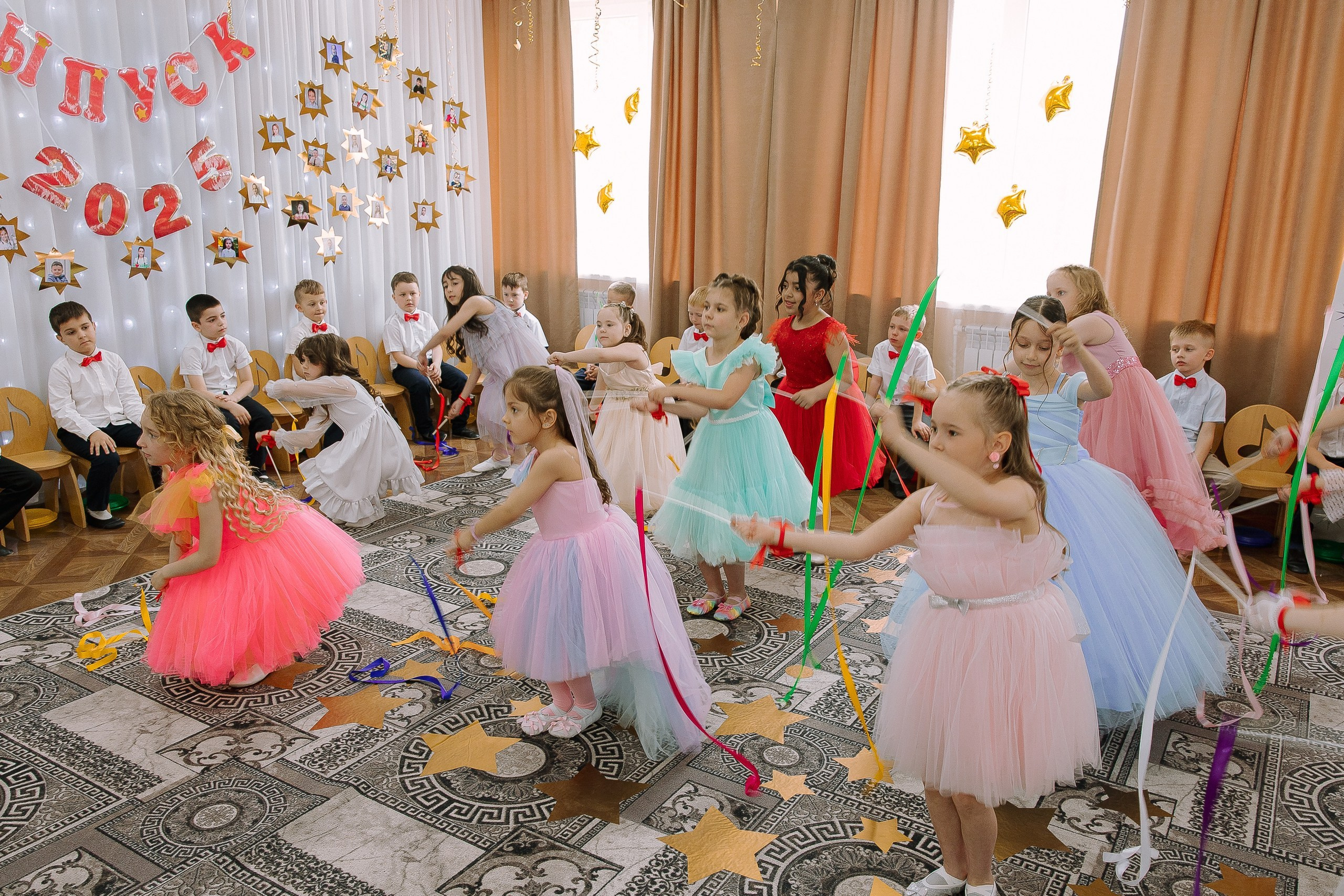 Выпускной в ДС 26. Выпускные альбомы Натальи Бутко: Новороссийск, Анапа, Геленджик