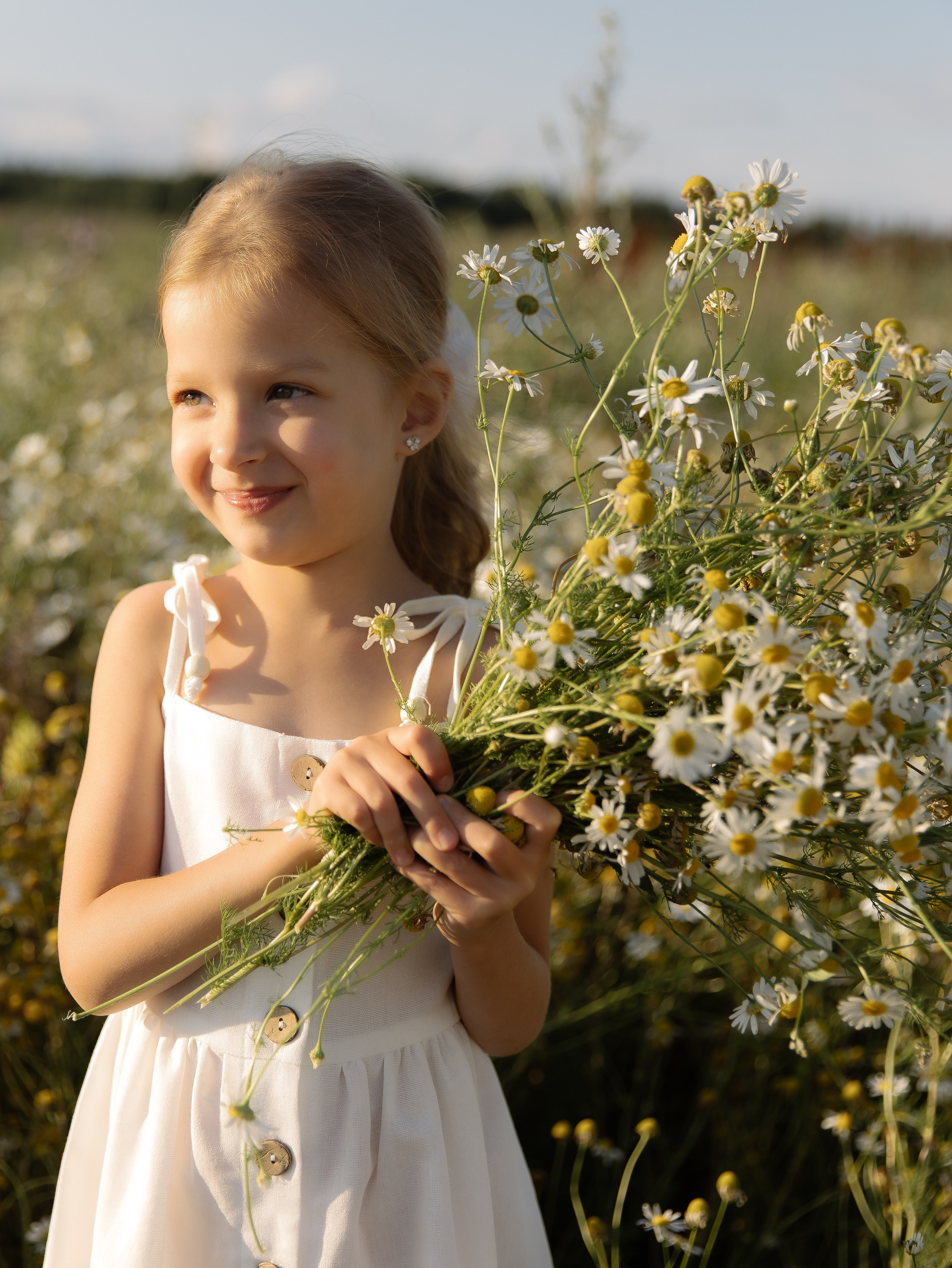 Фотосессия в ромашках Челябинск. СВАДЕБНЫЙ ФОТОГРАФ ЧЕЛЯБИНСК