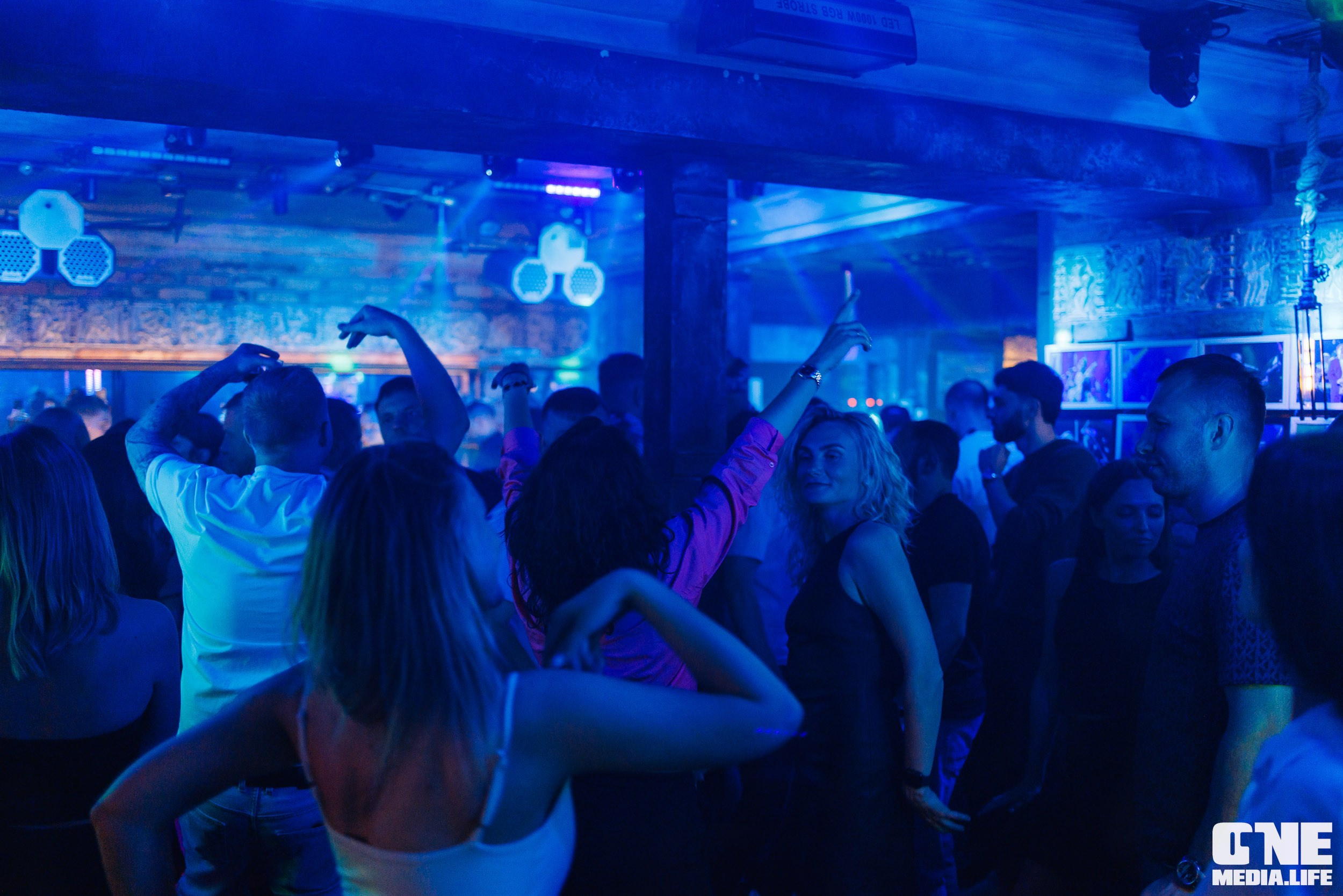Фоторепортаж из Piano Bar. One Media Life: фоторепортажи, фотоотчеты с мероприятий и заведений