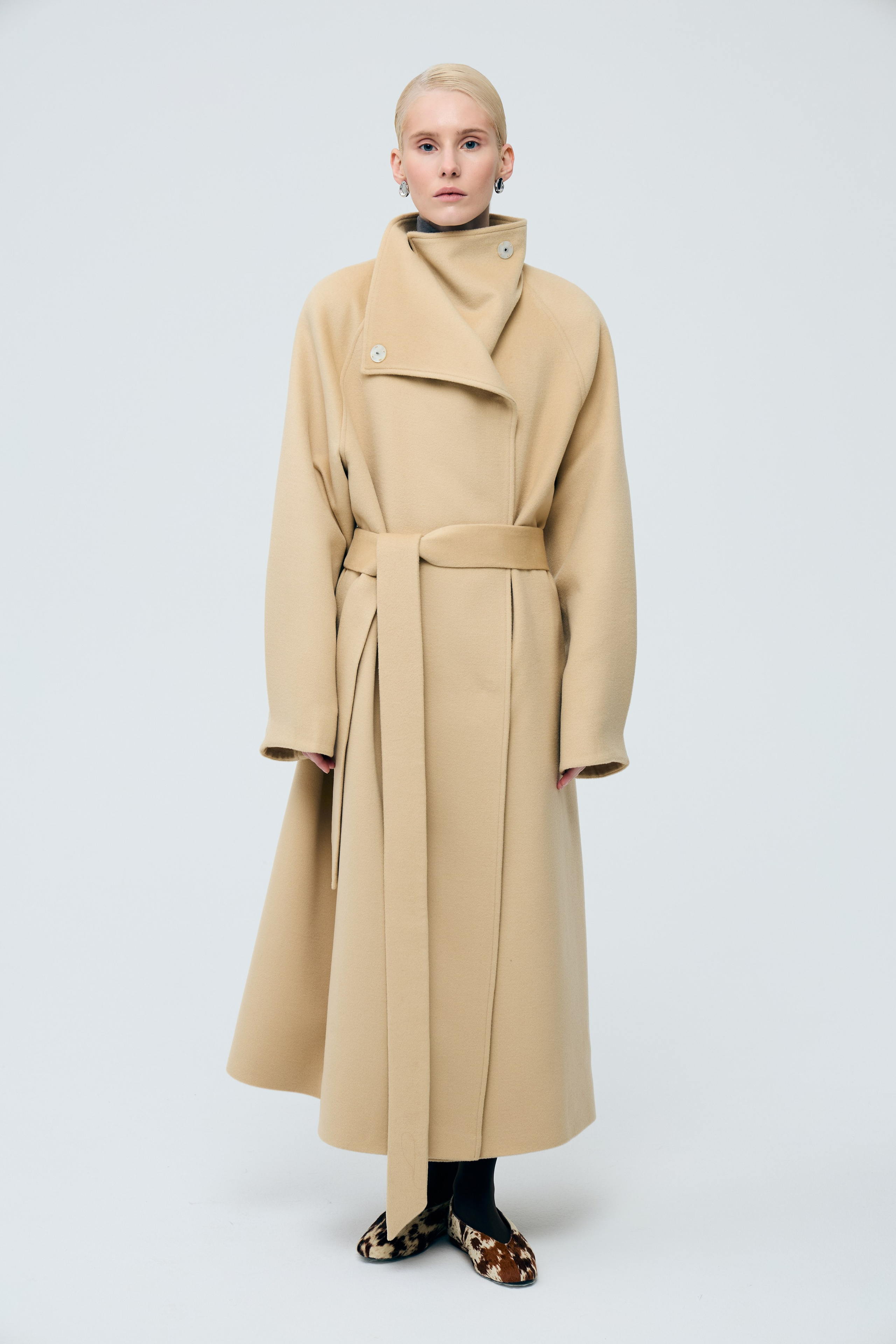 Furly. Фотограф в Санкт-Петербурге модельные тесты каталоги бренды лук бук