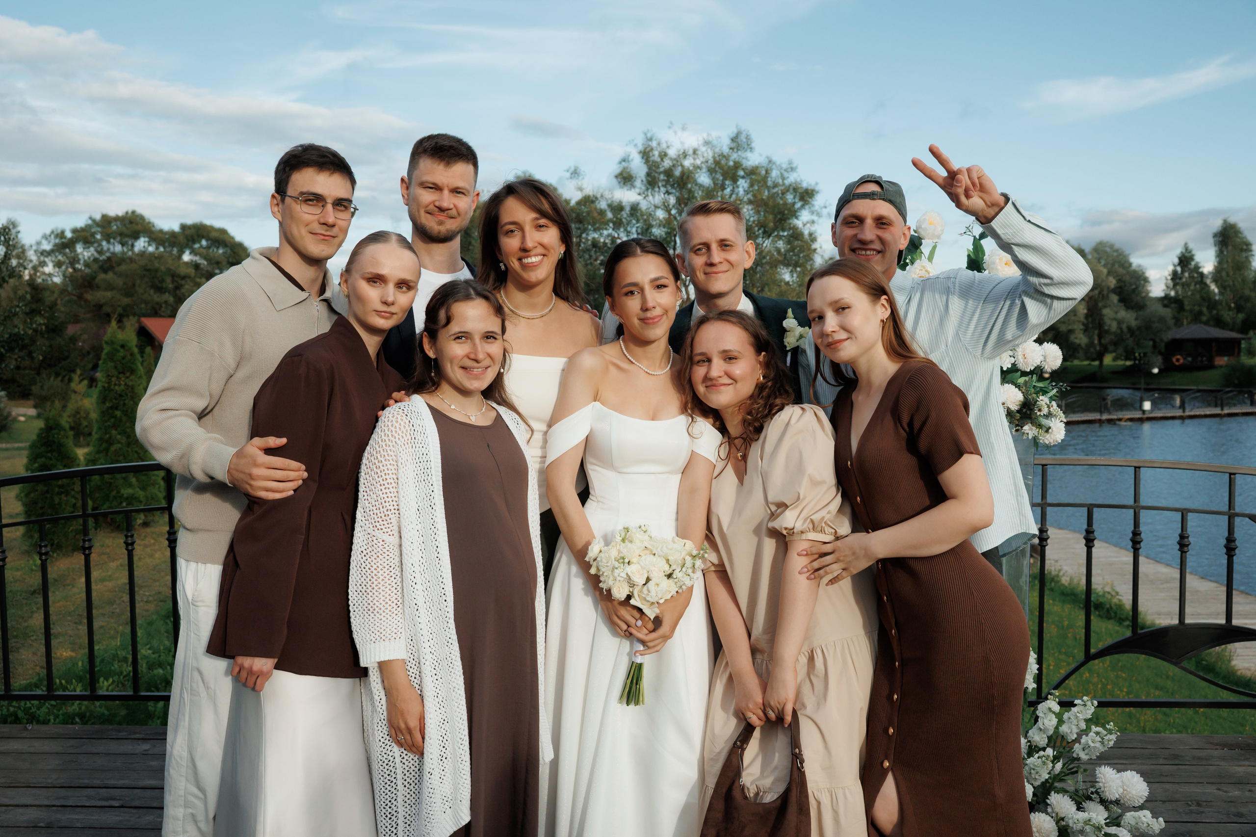 Регистрация в отеле Fish Point, ЗАГС Бутово, прогулка в Остафьево. Свадебный и репортажный фотограф (Москва, Королев и другие)