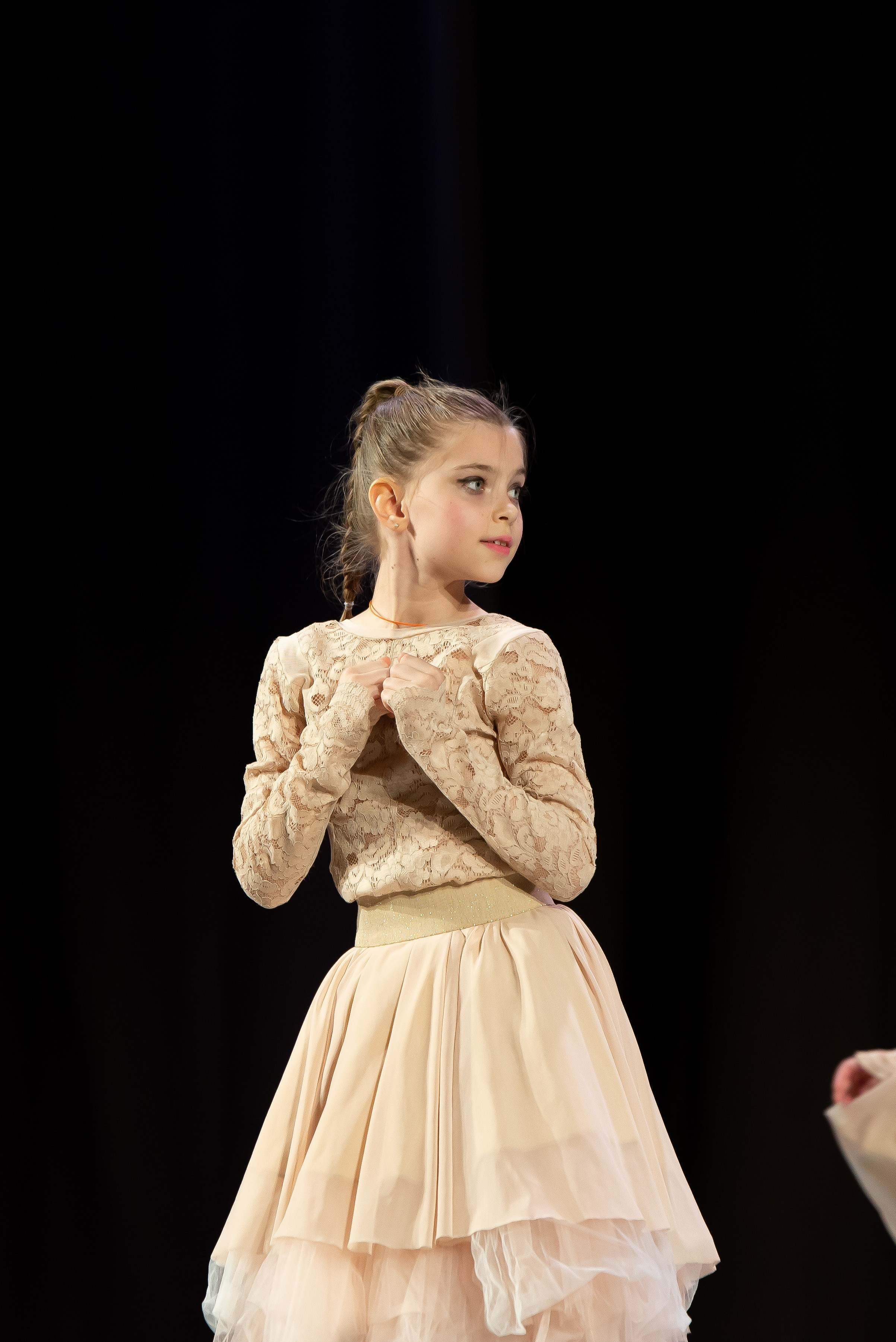 Сцена. Главная