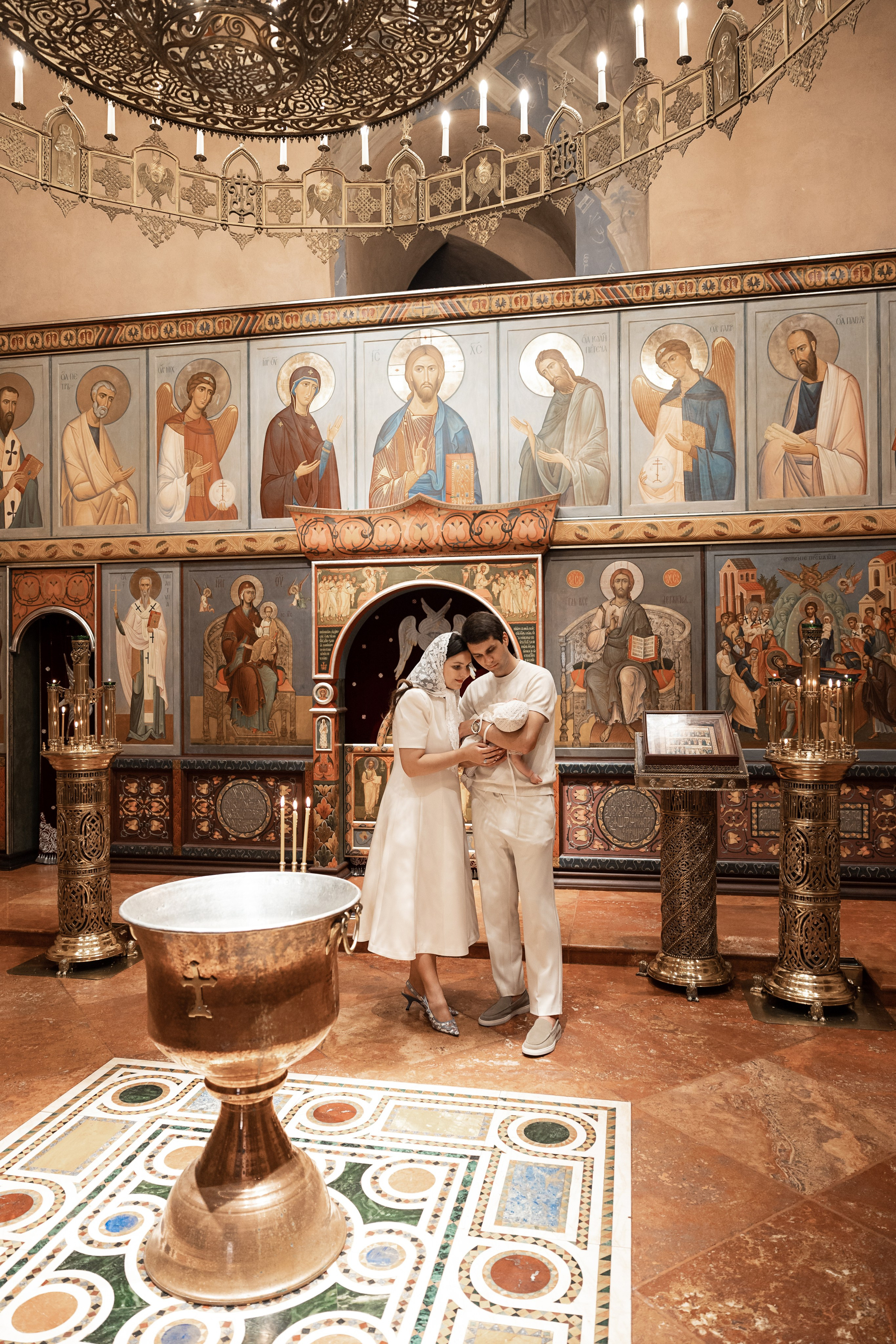 Крещение Агаты. Фотограф Крещение, Выписка москва