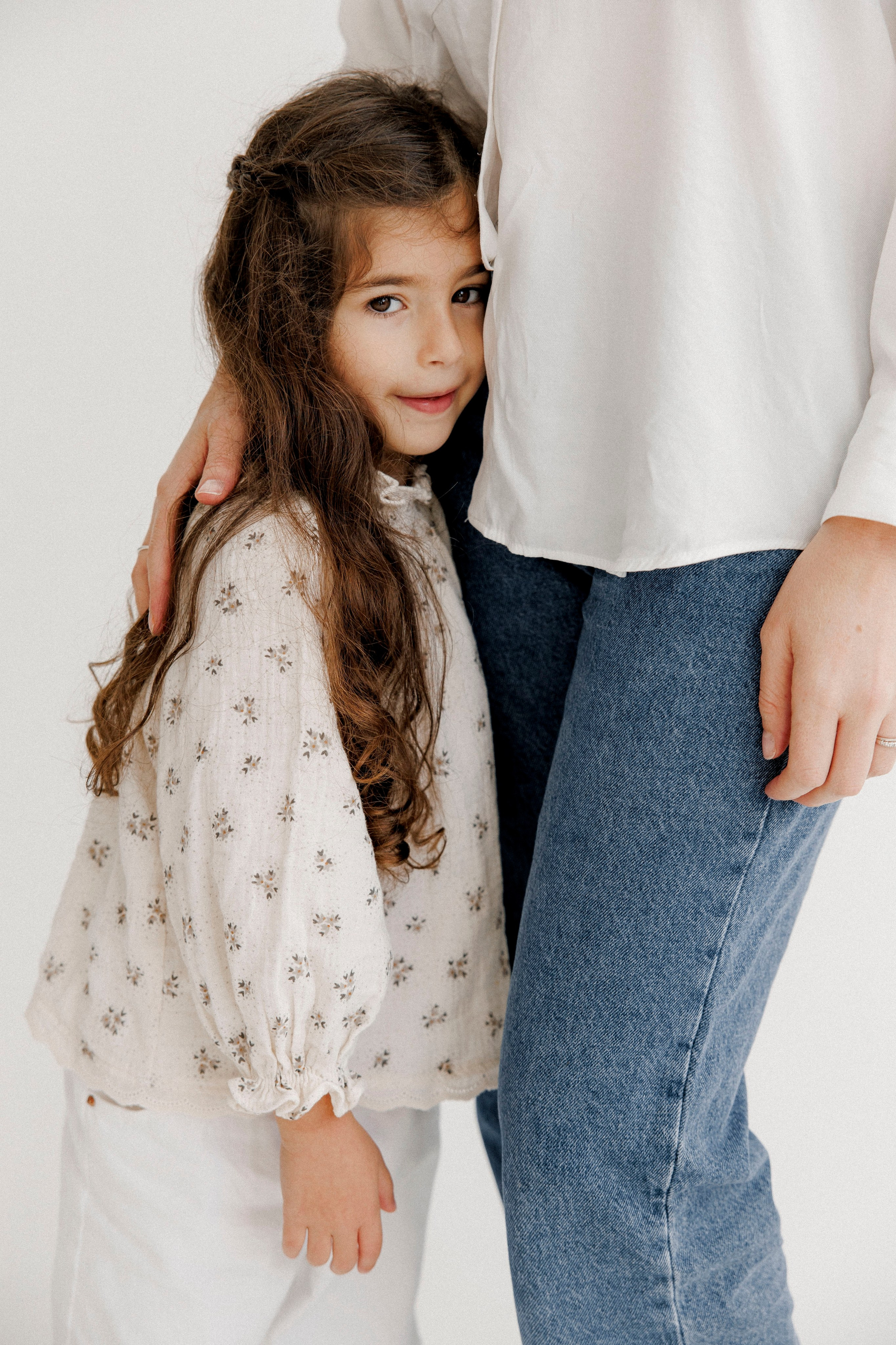 One year inside the White studio. Wedding and family photographer