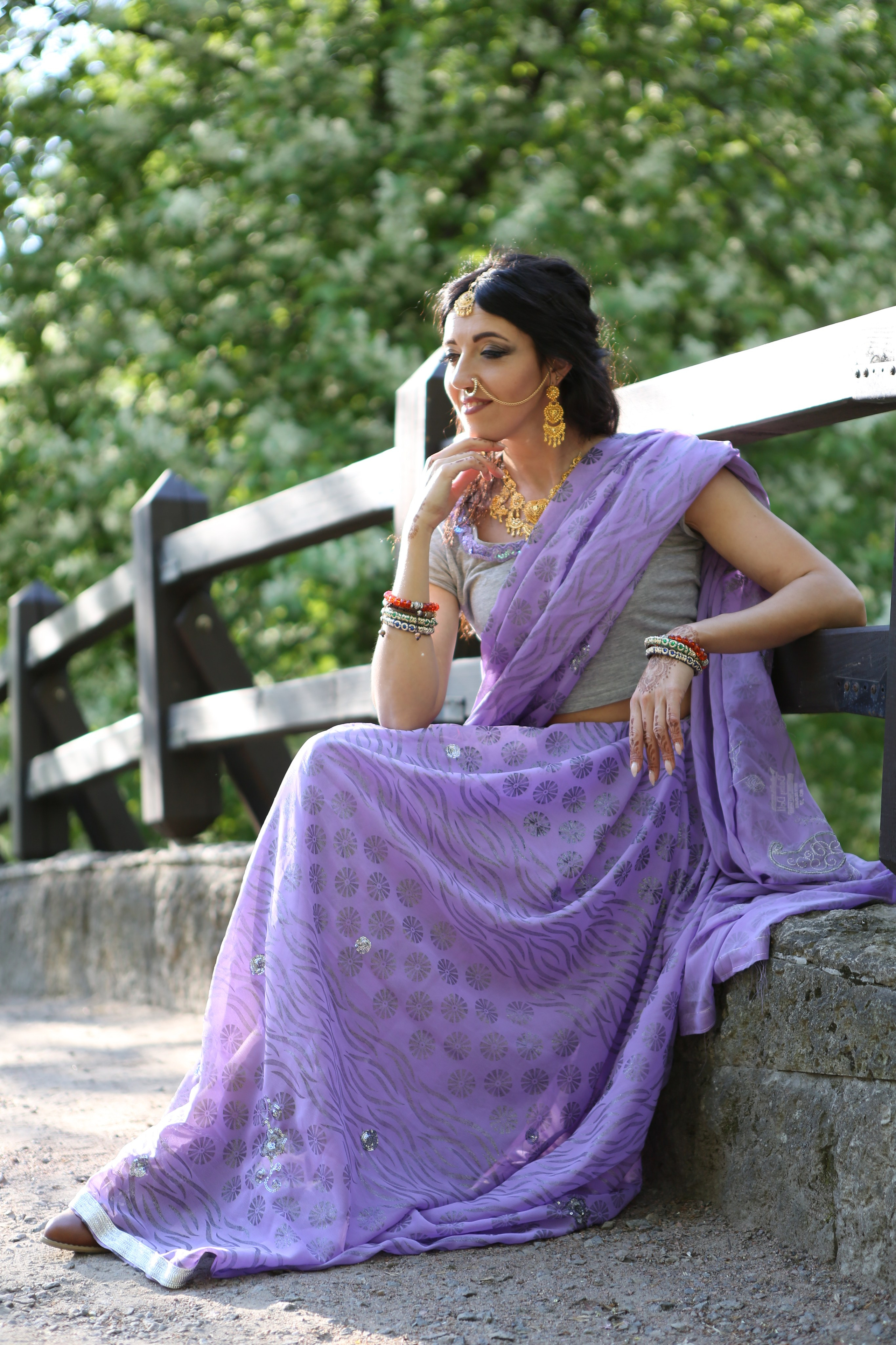 Прогулка в сари. Фотограф в Санкт-Петербурге. Индивидуальная съемка и фотопрогулки