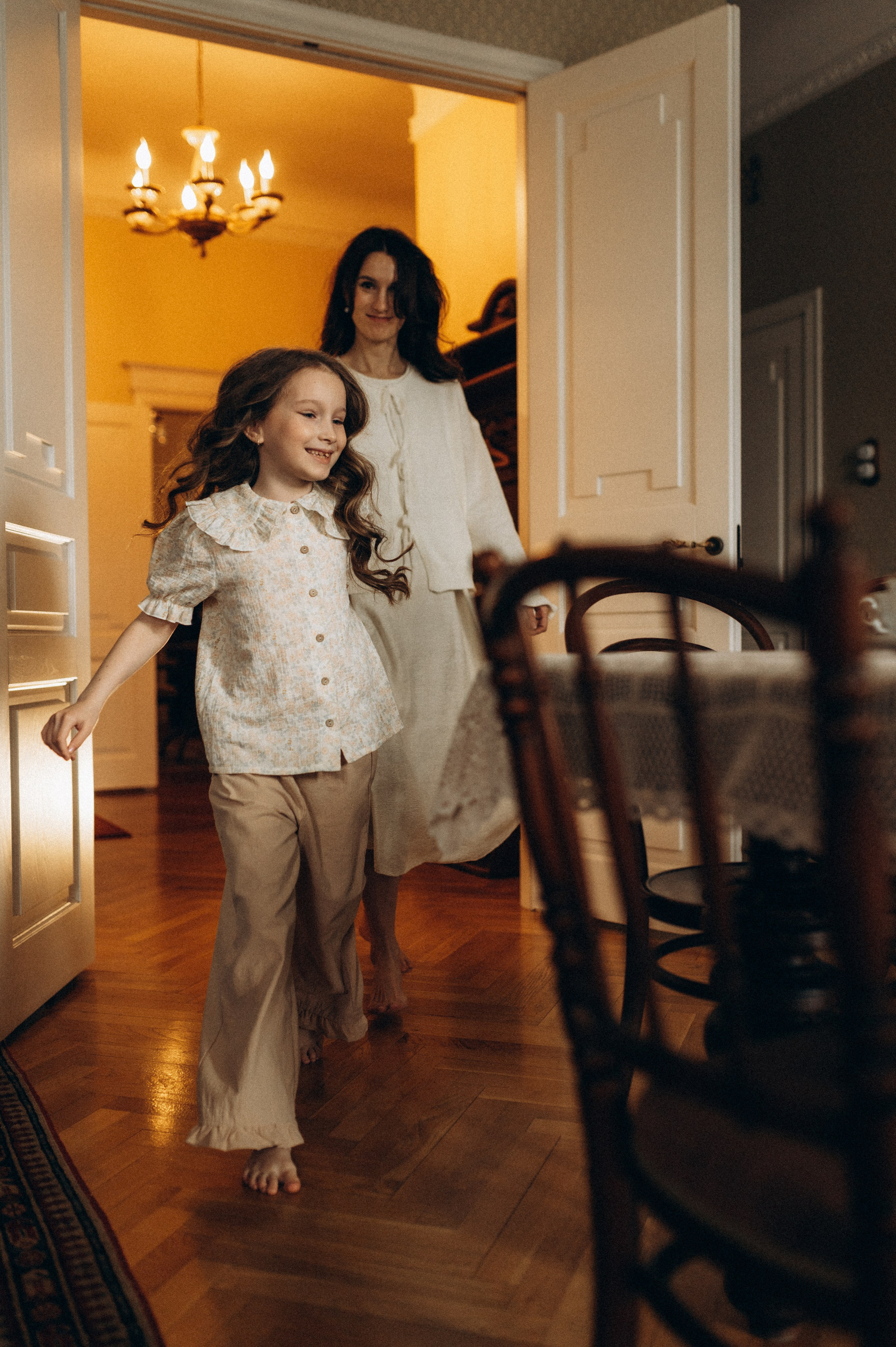 ОЛЯ И ЕВА. Семейный фотограф в Новосибирске Женя Индрикова