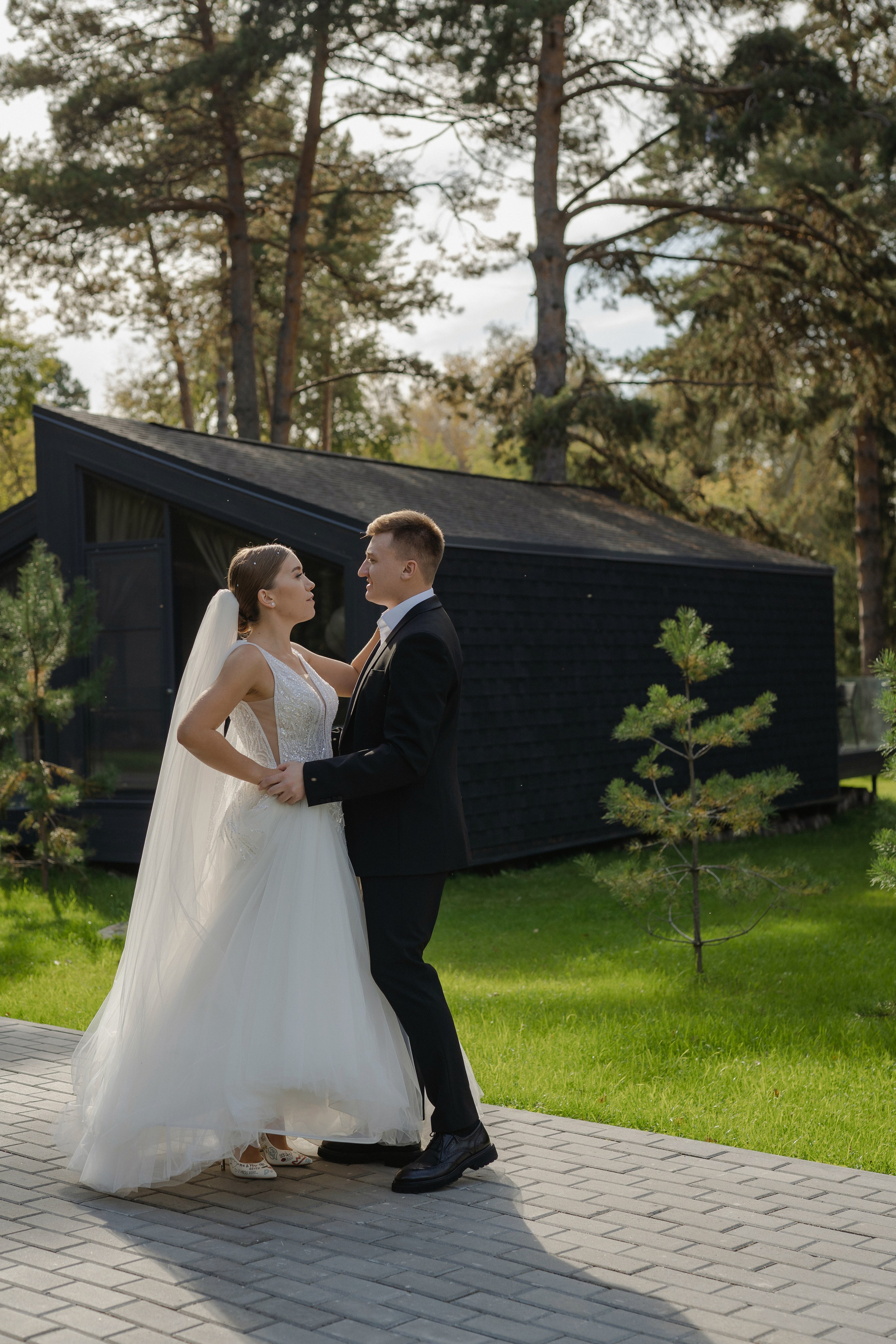 Любовь и Артур. Сосновый бор. Фотограф Аля Овчарова