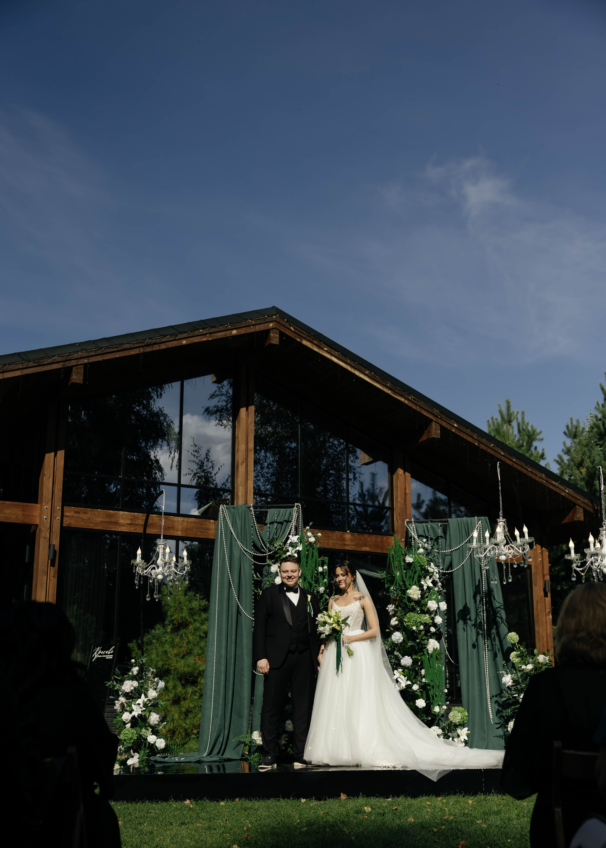 Свадебная история. Лесной Виладж. Свадебный и семейный фотограф Рассказова Виктория