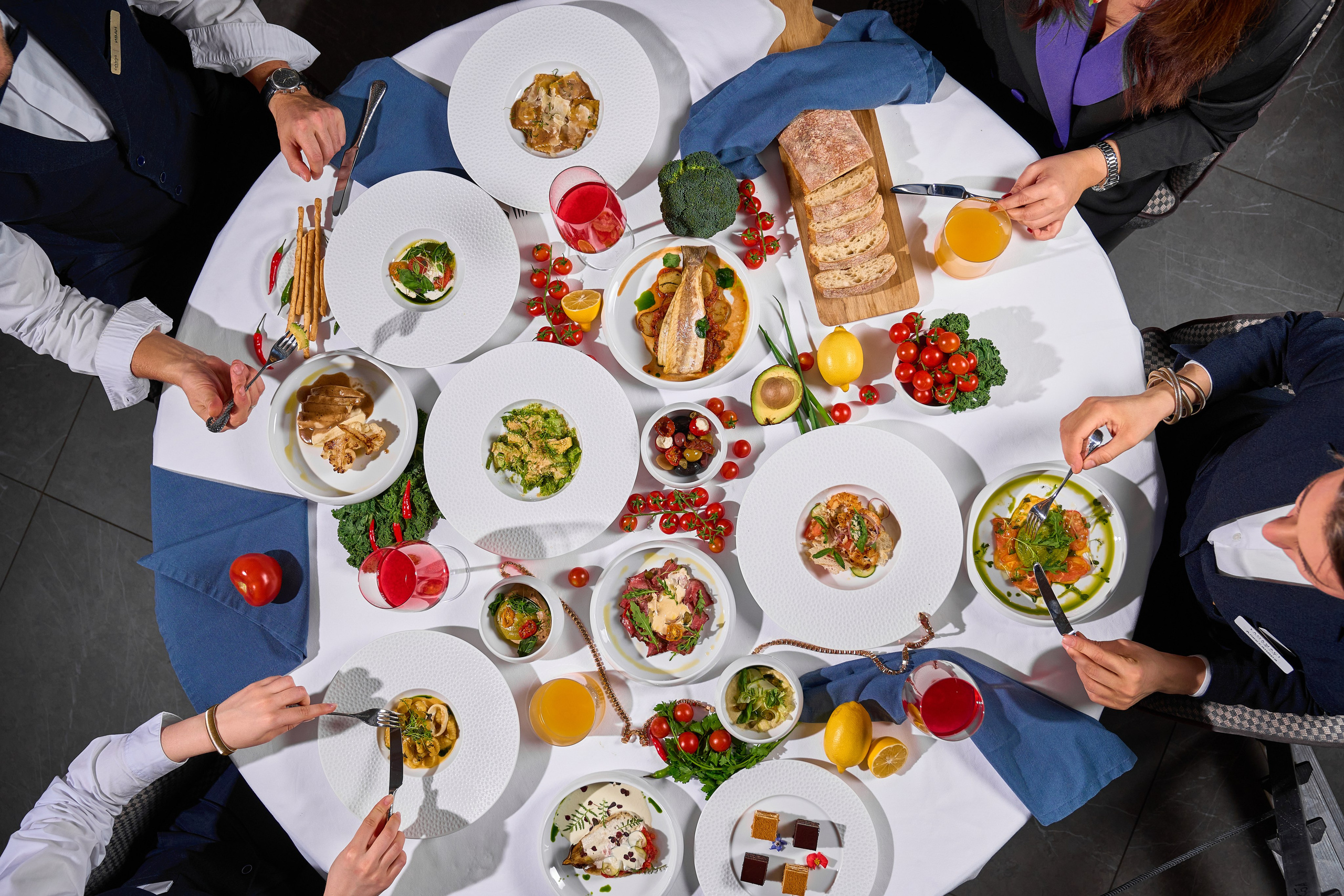 COSMOS ITALY — СЪЕМКА МЕНЮ