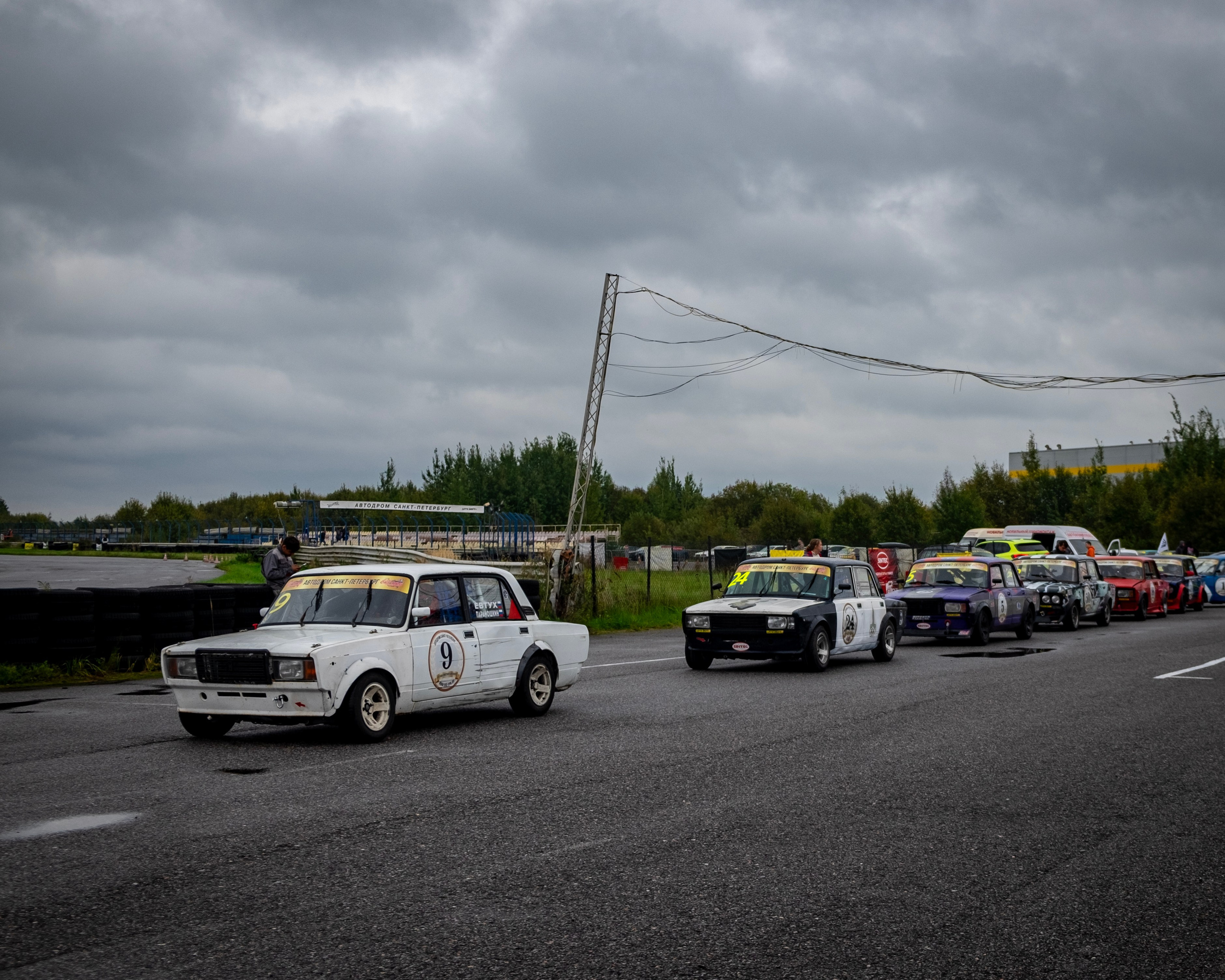 AUTODROM FEST 21.09.25. Автомобильные фотографии и рисунки в Санкт-Петербурги Пашков Дмитрий