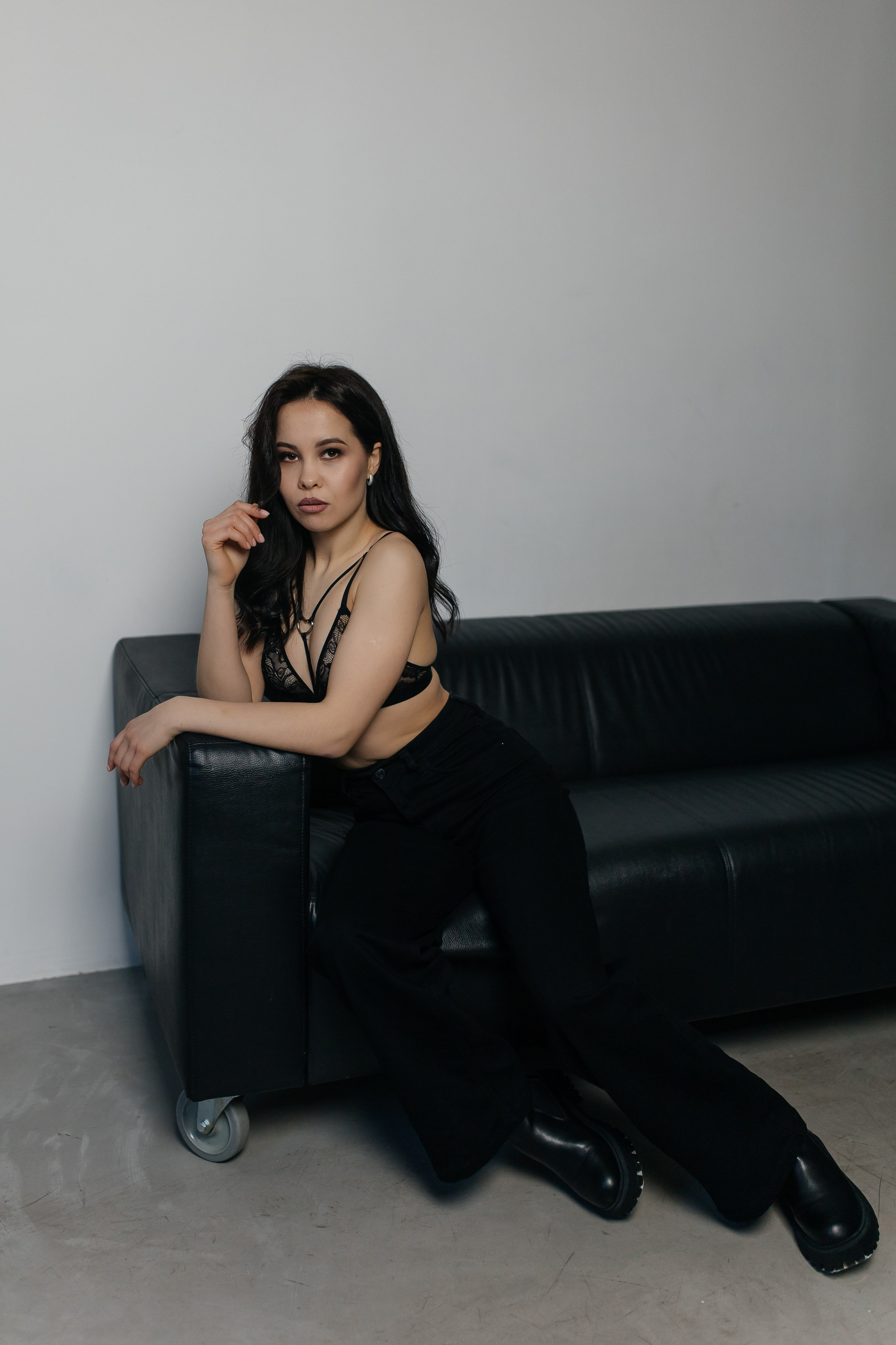 Настя и день рождения в фотостудии. Свадебный фотограф в Ростове-на-Дону и Азове Малявка Анастасия