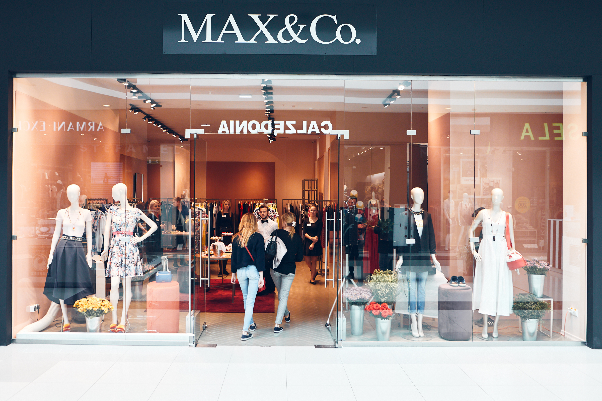 Открытие Max&Co. Бизнес портрет Аэросъемка Интерьерная съемка Тюмень