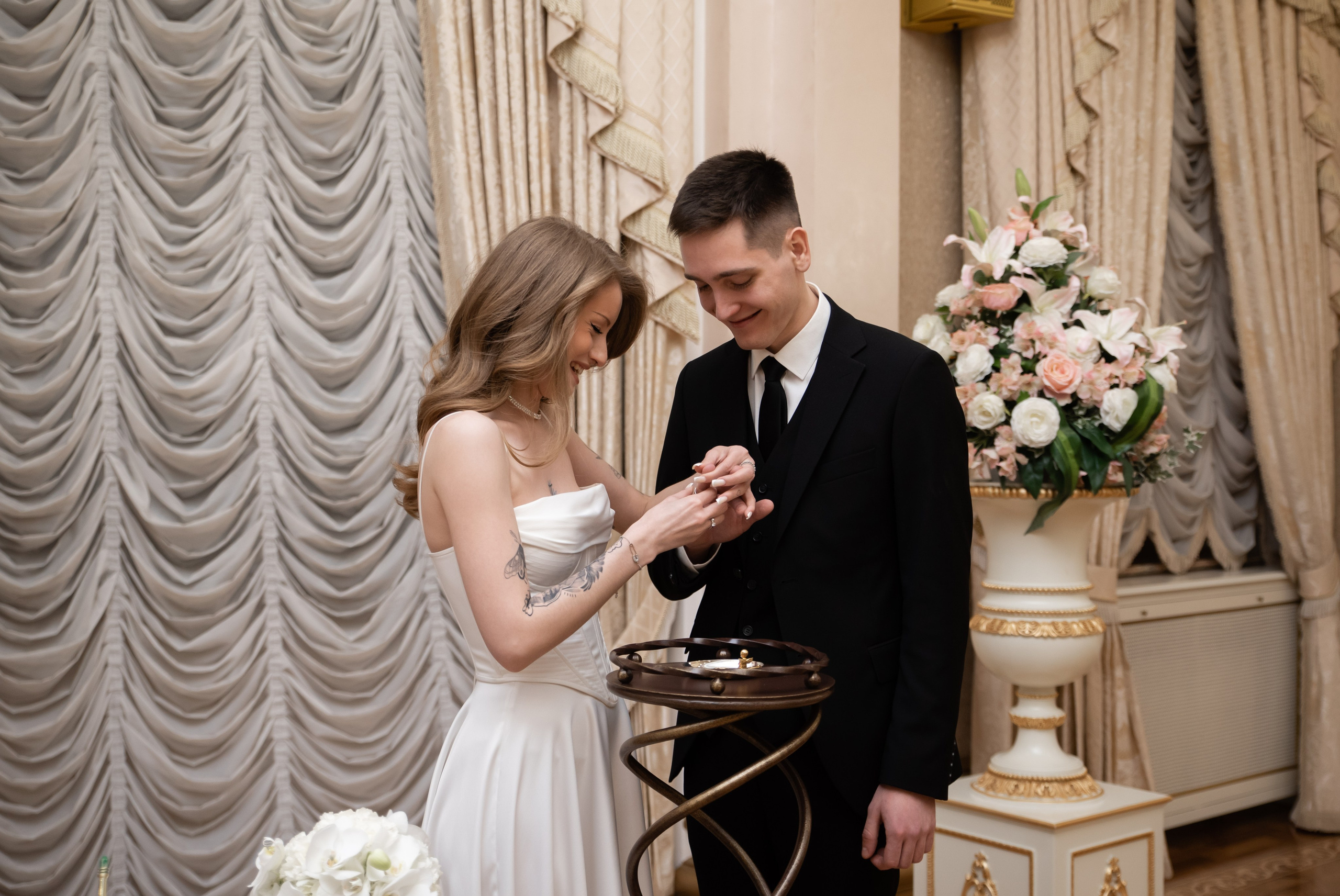 Свадебная фотосессия в Тюмени. Свадебный фотограф Тюмень Анастасия Битная