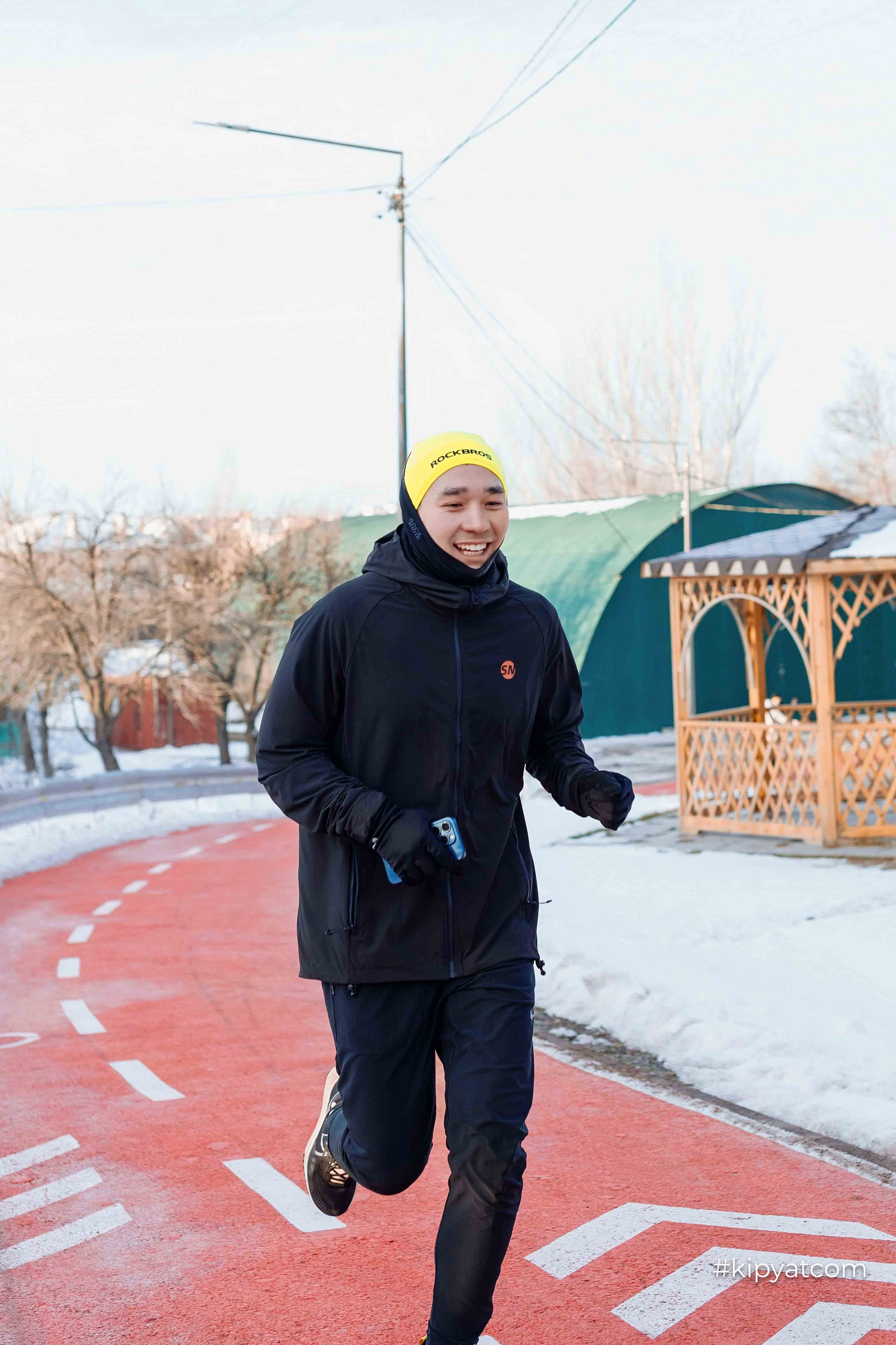 RUNHARD BY SPORTNATION