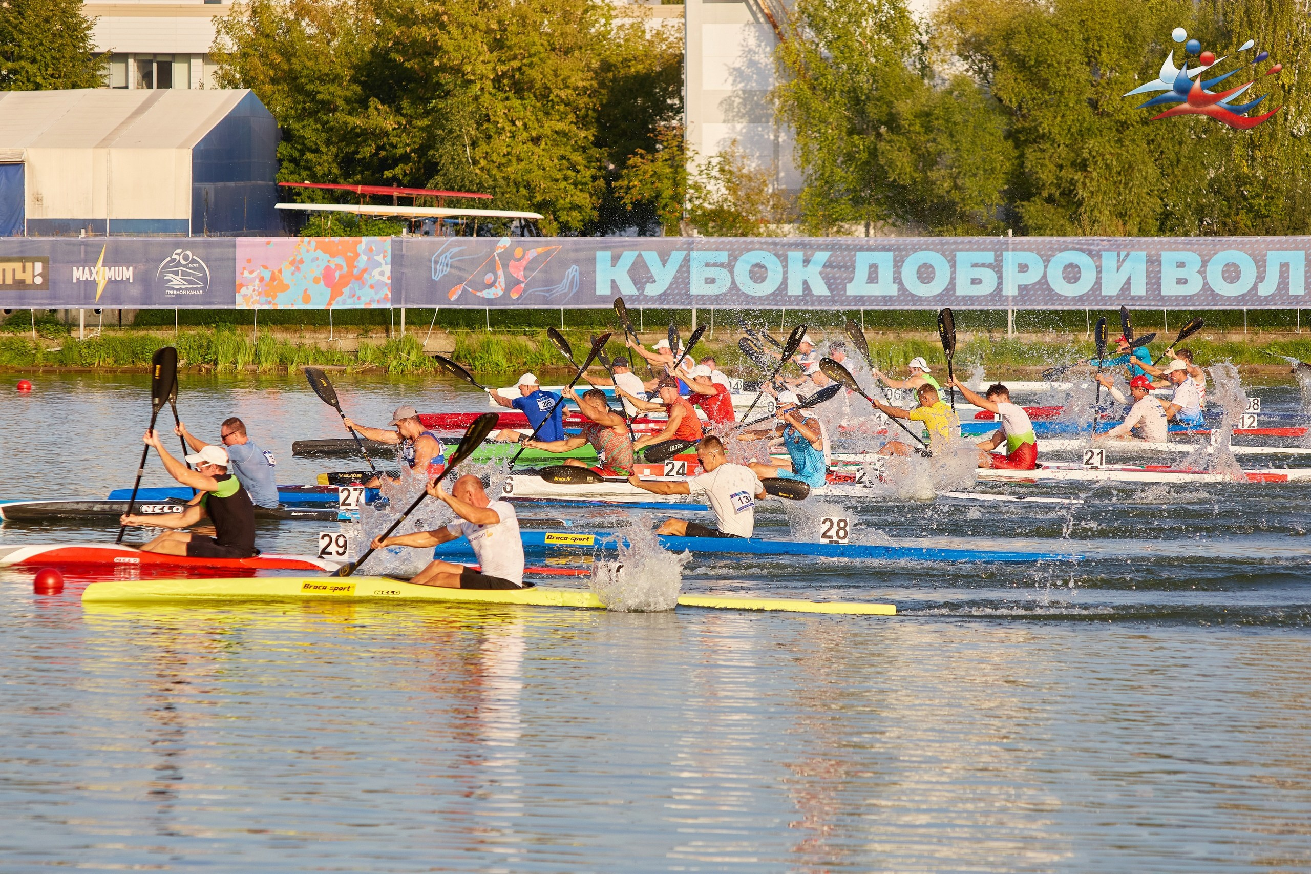 Танцы и спорт. Фотограф Петр Анисимов