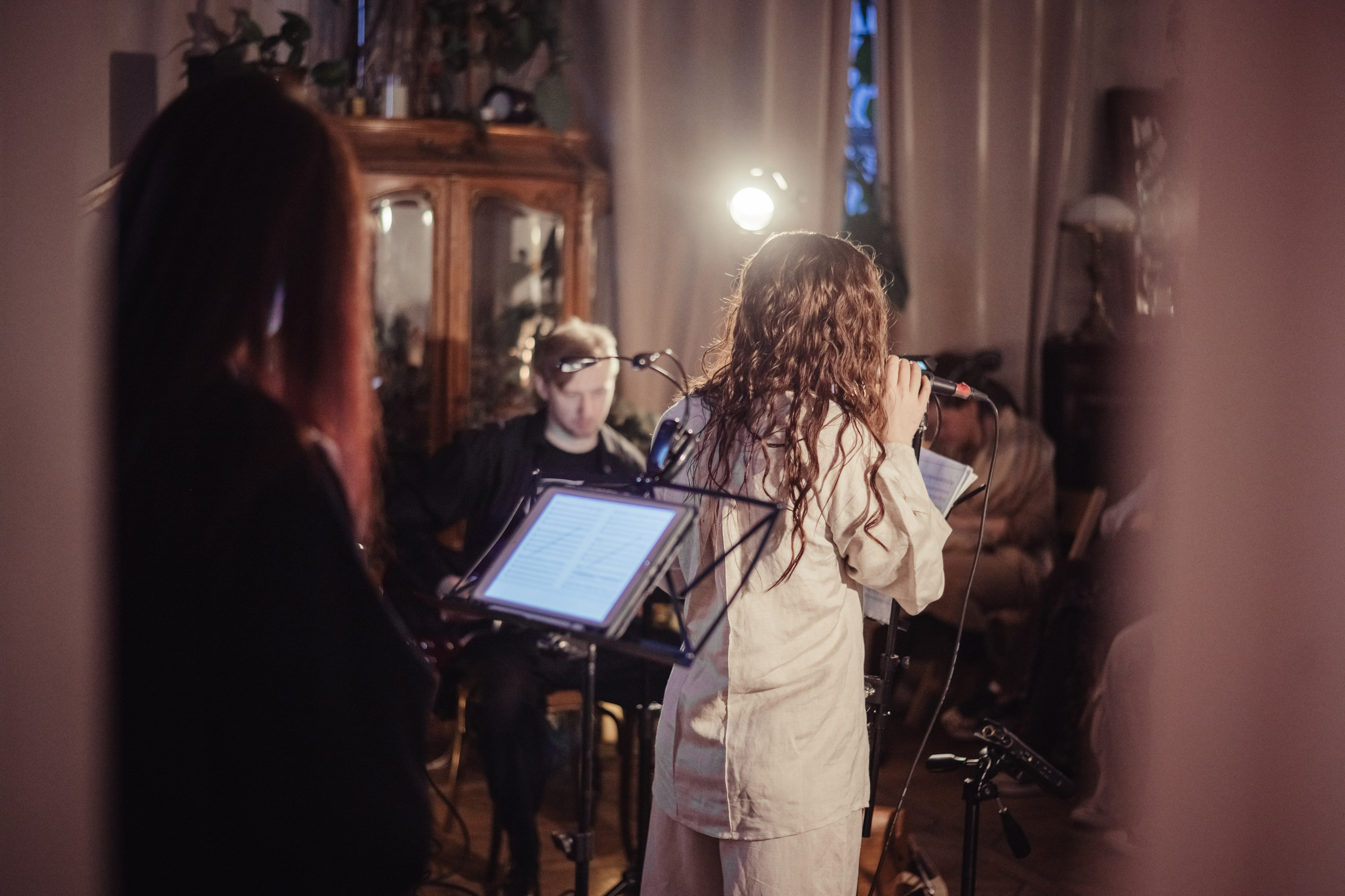 Саша Балакирева CONCERT. Фотограф Алёна Липатова. Репортаж. Портрет. Москва