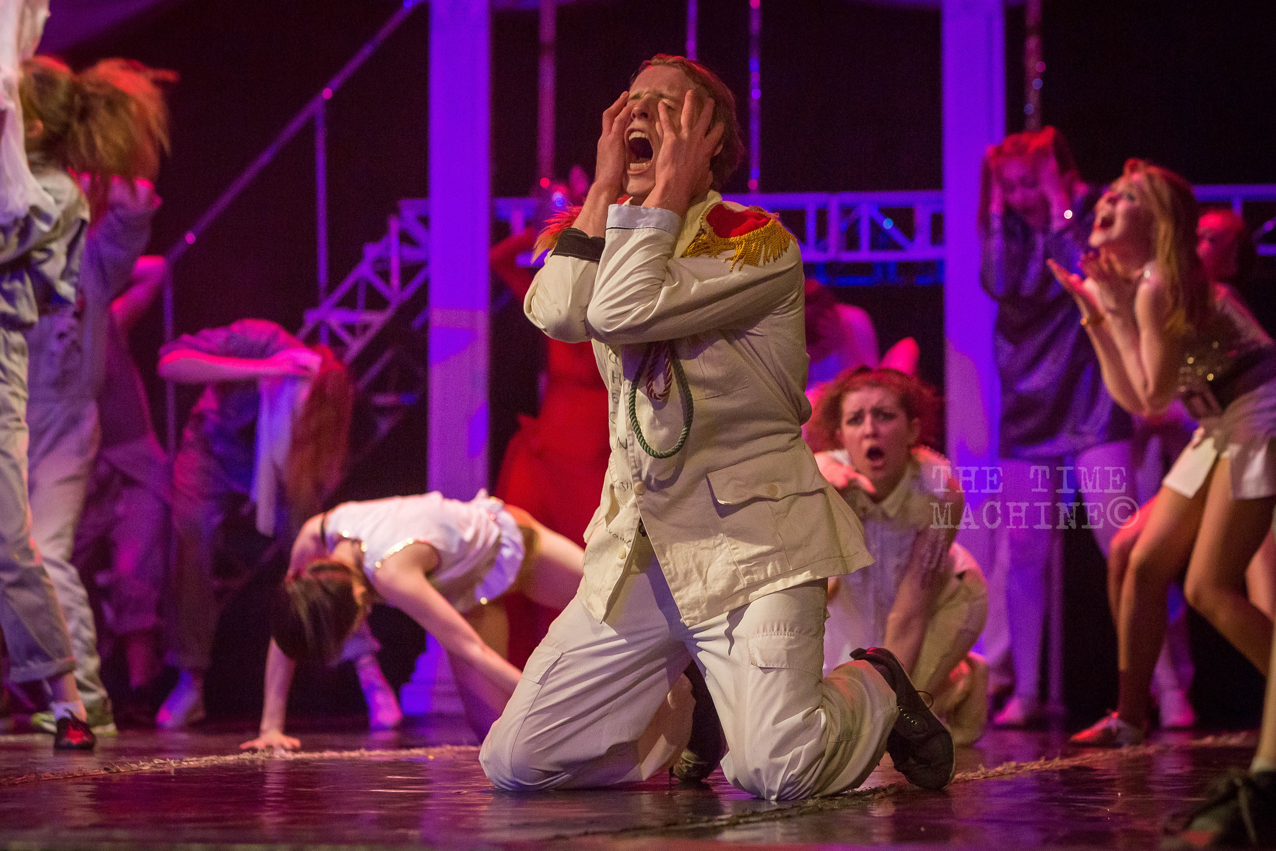 ТЕАТР. Фотограф для маркетплейсов Михаил Бове