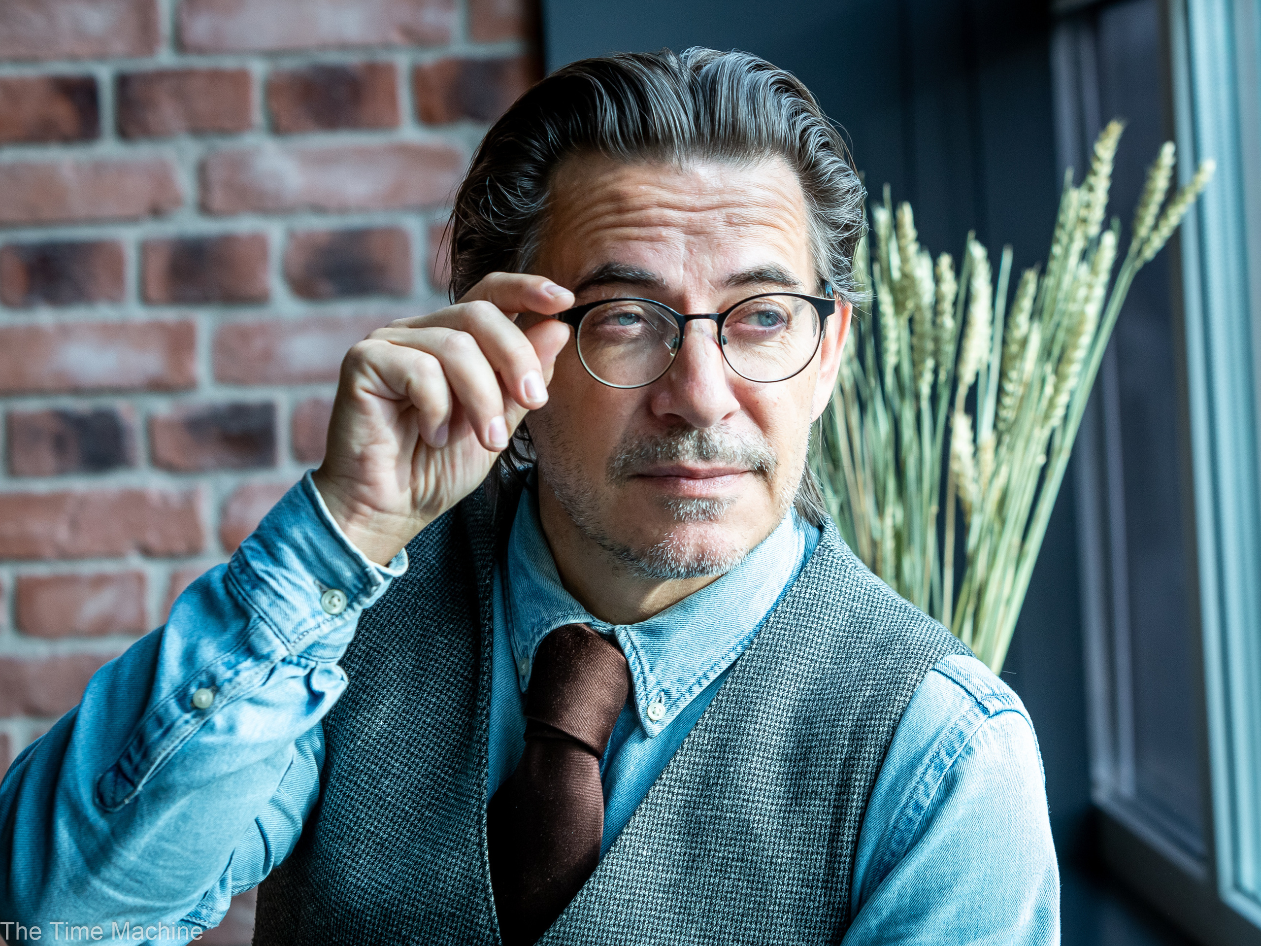 МУЖСКОЙ ПОРТРЕТ. Фотограф для маркетплейсов Михаил Бове