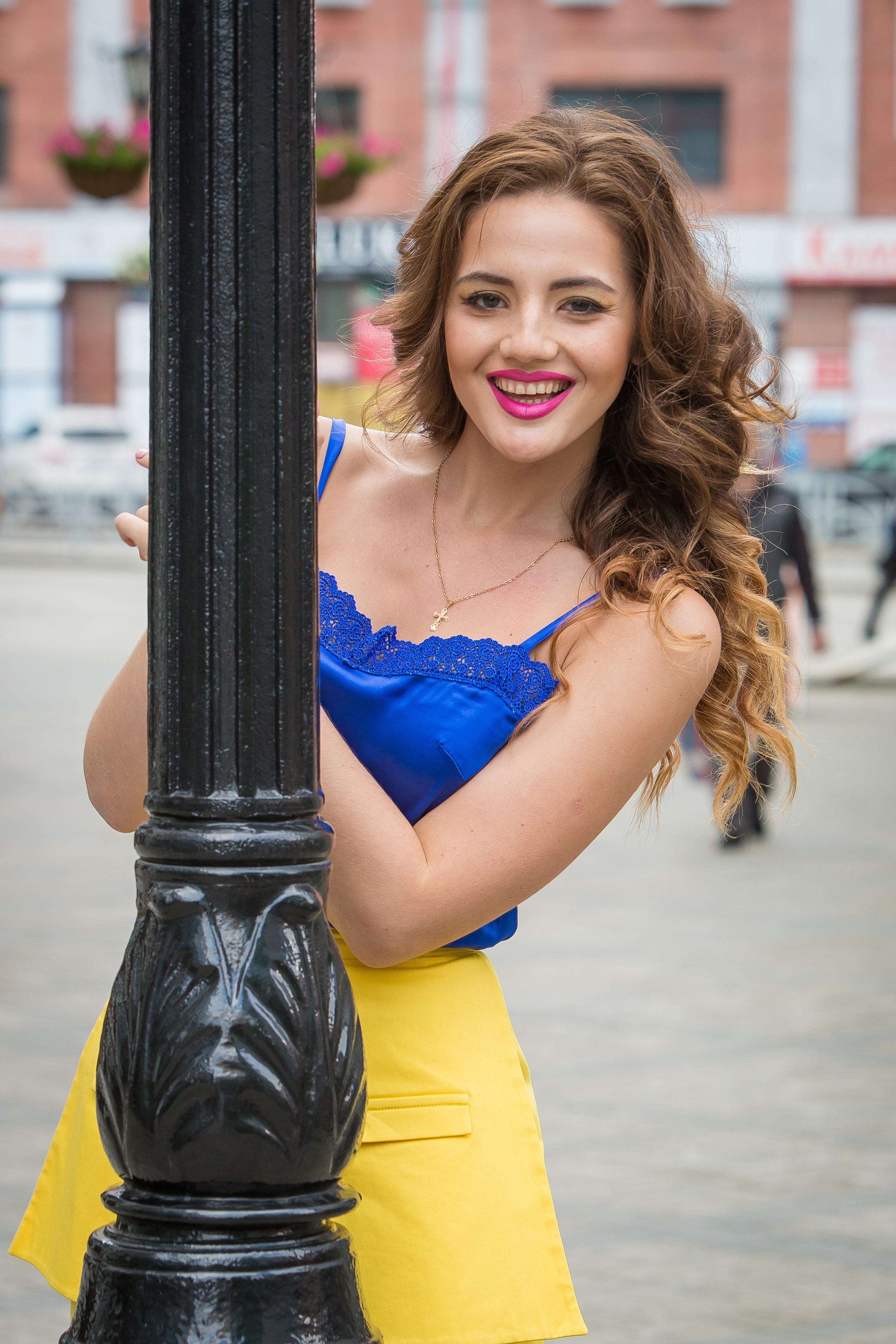 ВЫПУСКНОЙ В УЧЕБНОМ ЗАВЕДЕНИИ. Фотограф для маркетплейсов Михаил Бове