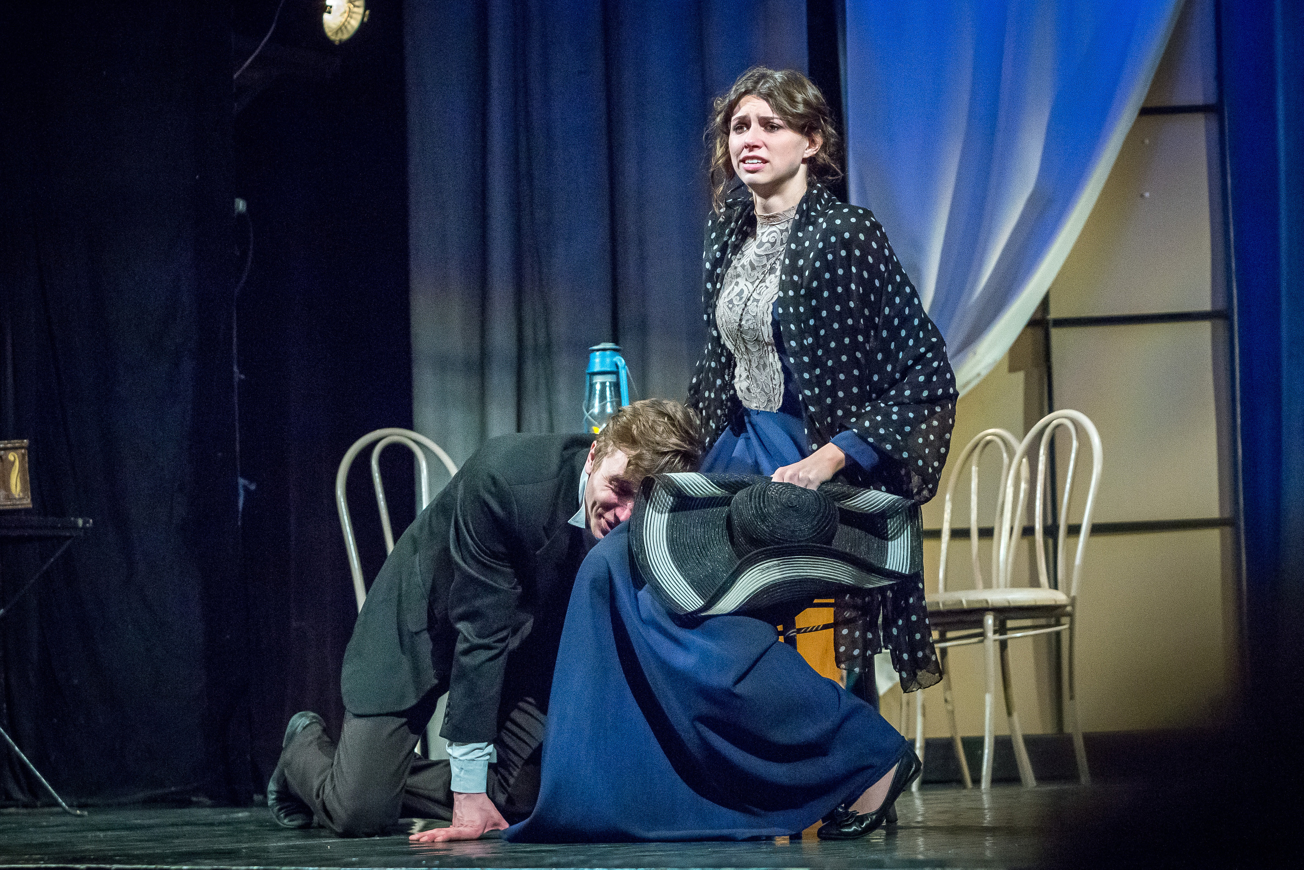 ТЕАТР. Фотограф для маркетплейсов Михаил Бове