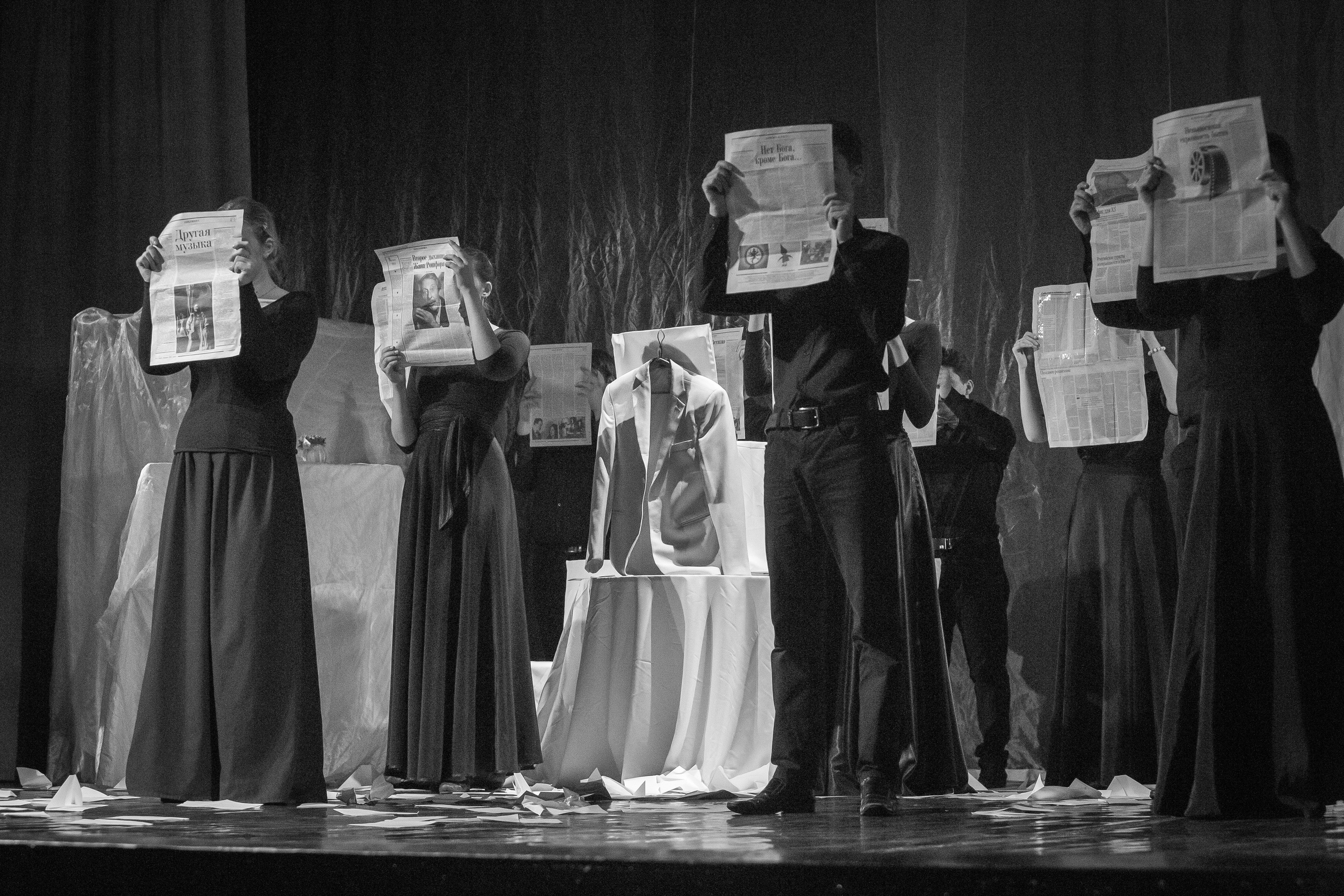 ТЕАТР. Фотограф для маркетплейсов Михаил Бове