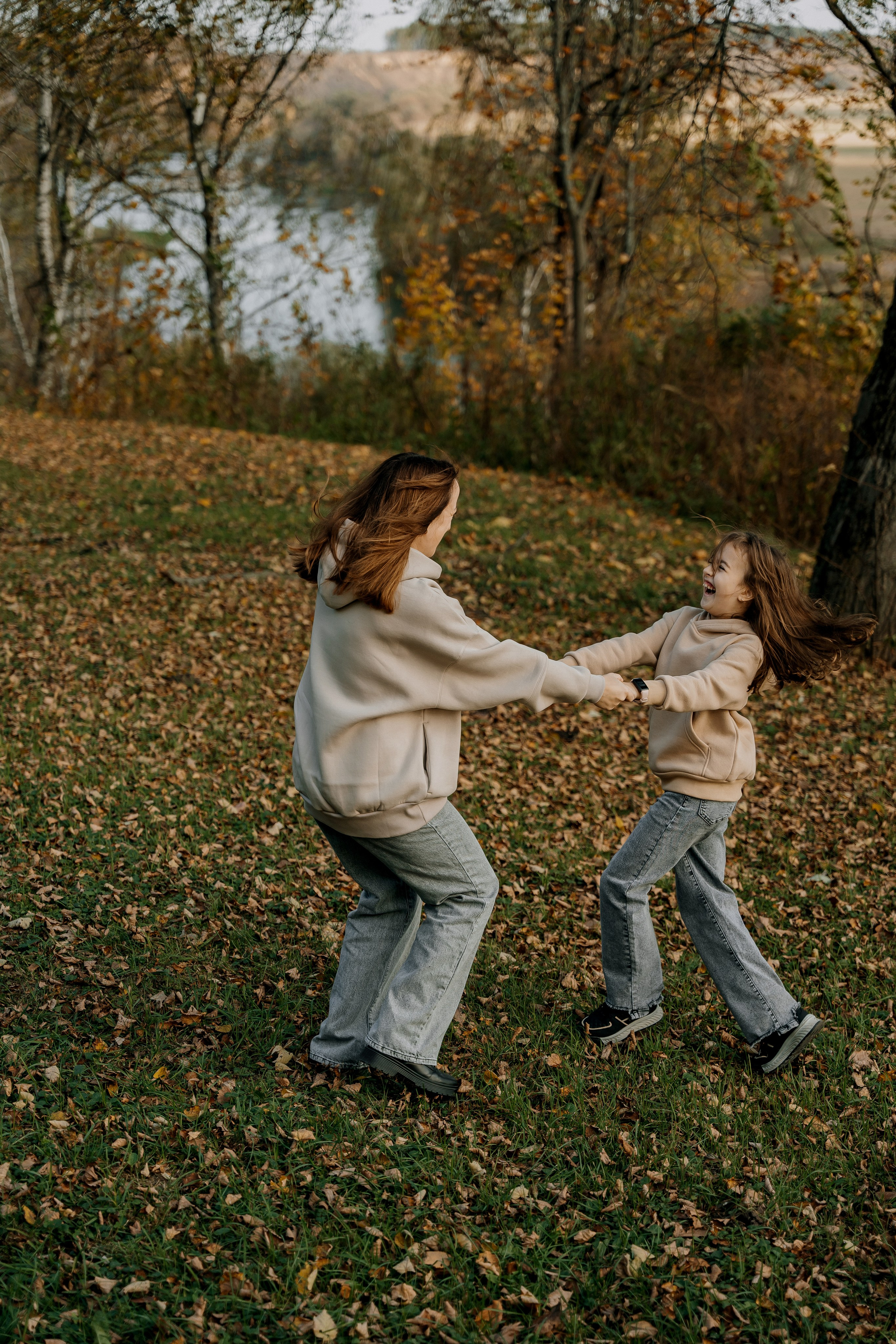 Виктория и Полина. Свадебный и индивидуальный фотограф в Суворове Клюева Мария